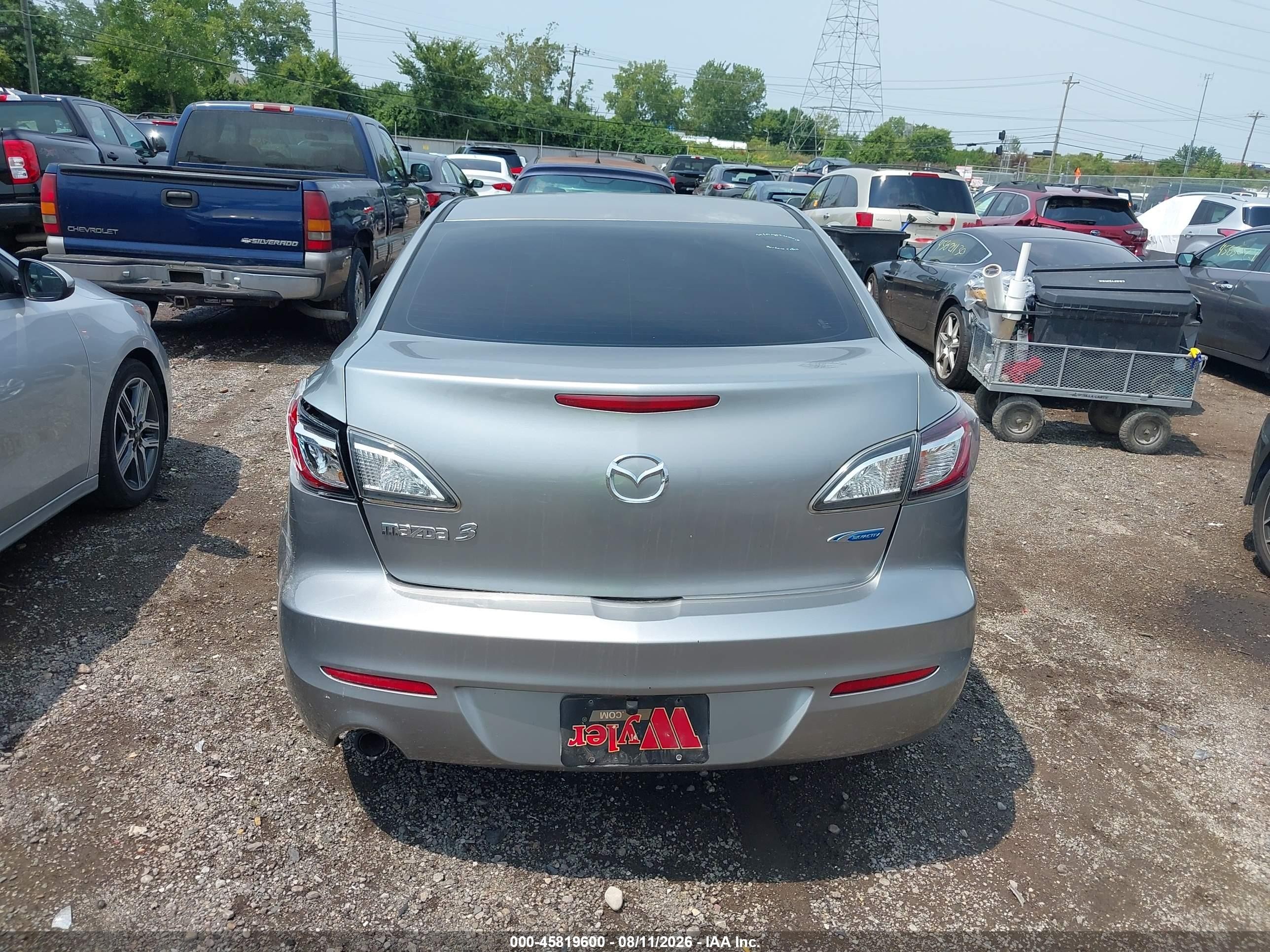 2012 Mazda Mazda3 I Touring Серебряный vin: JM1BL1V77C1631340