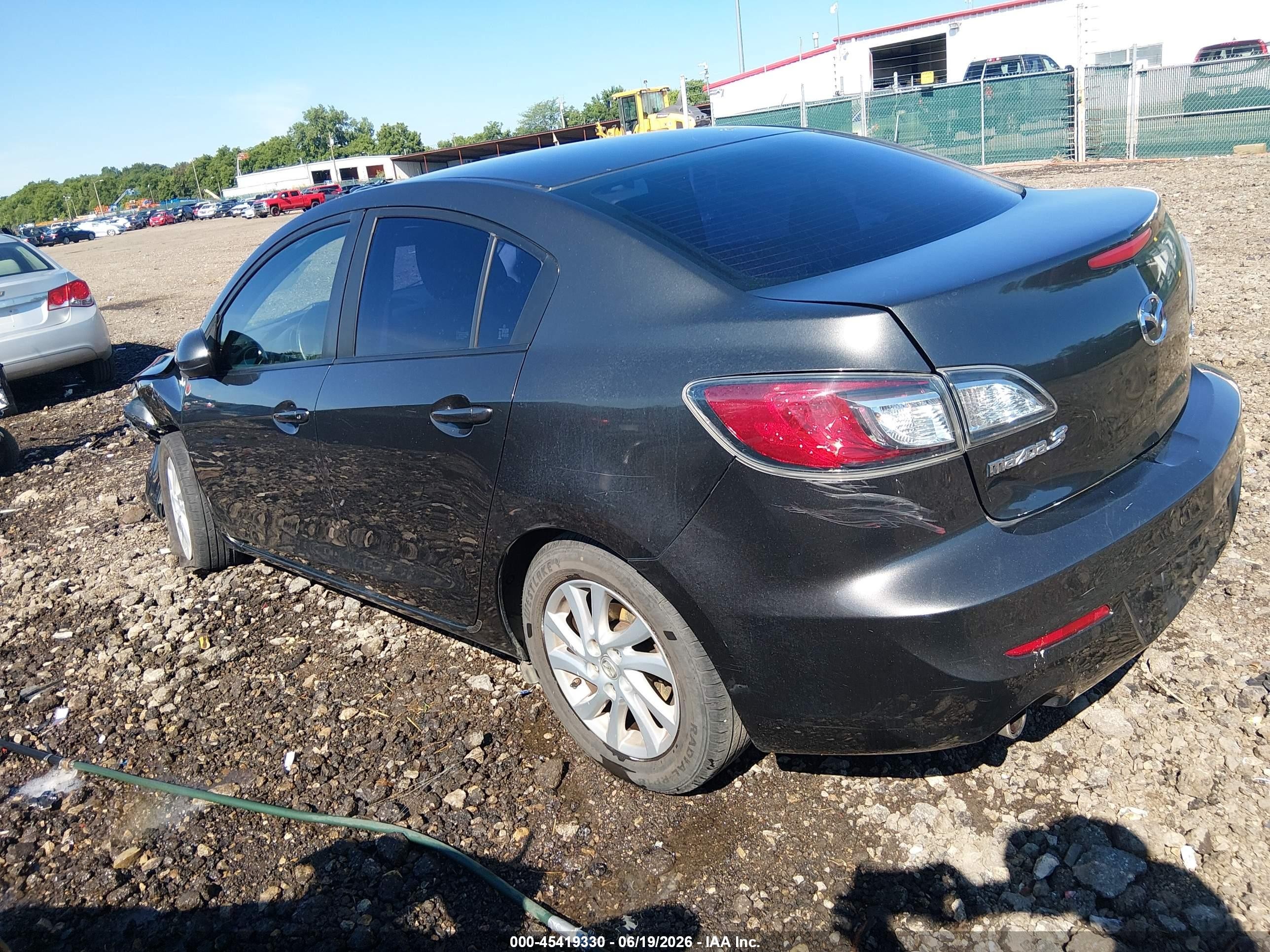 2012 Mazda Mazda3 I Touring Gray vin: JM1BL1V78C1522417