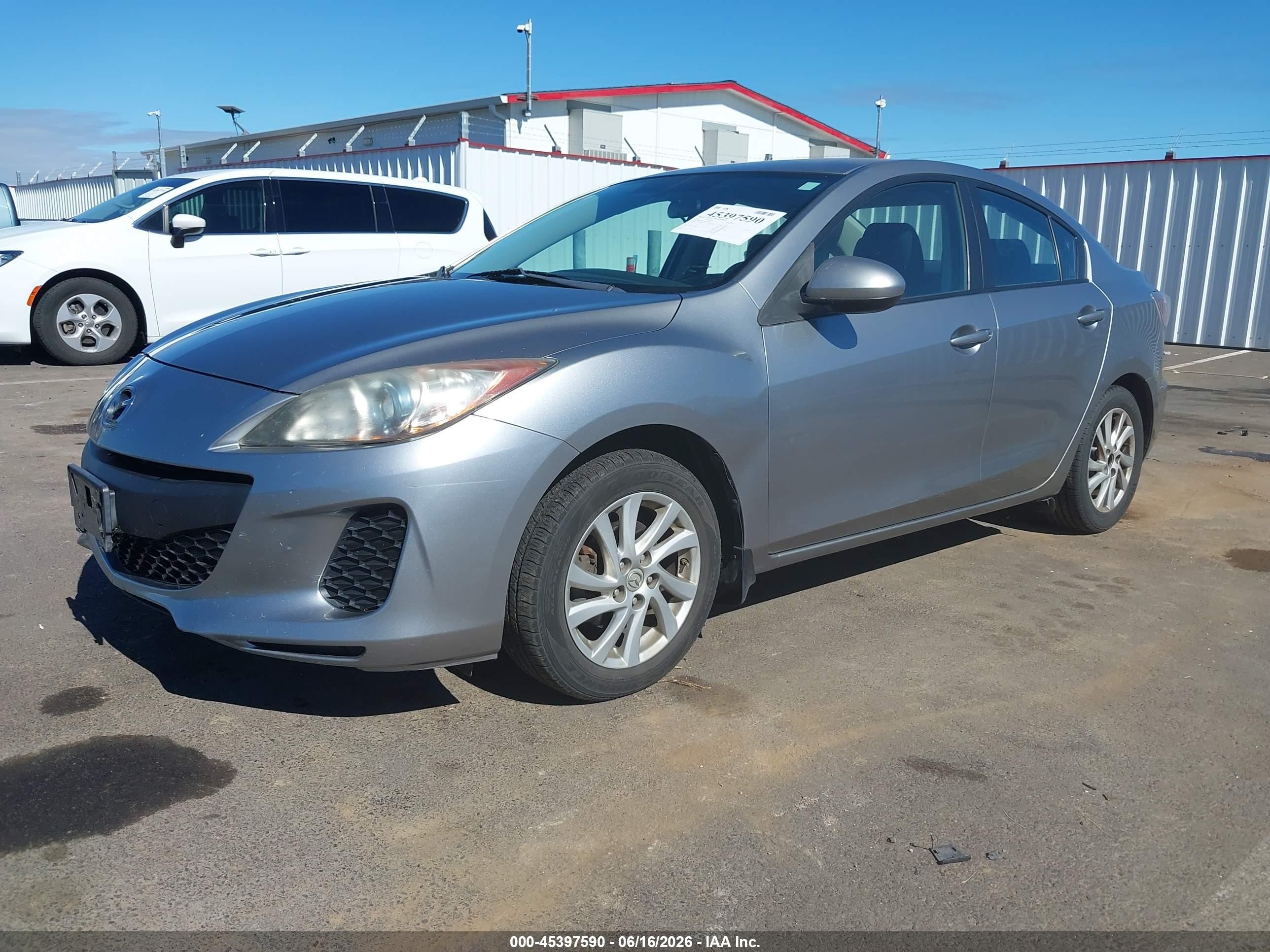 2012 Mazda Mazda3 I Touring Gray vin: JM1BL1V78C1658191