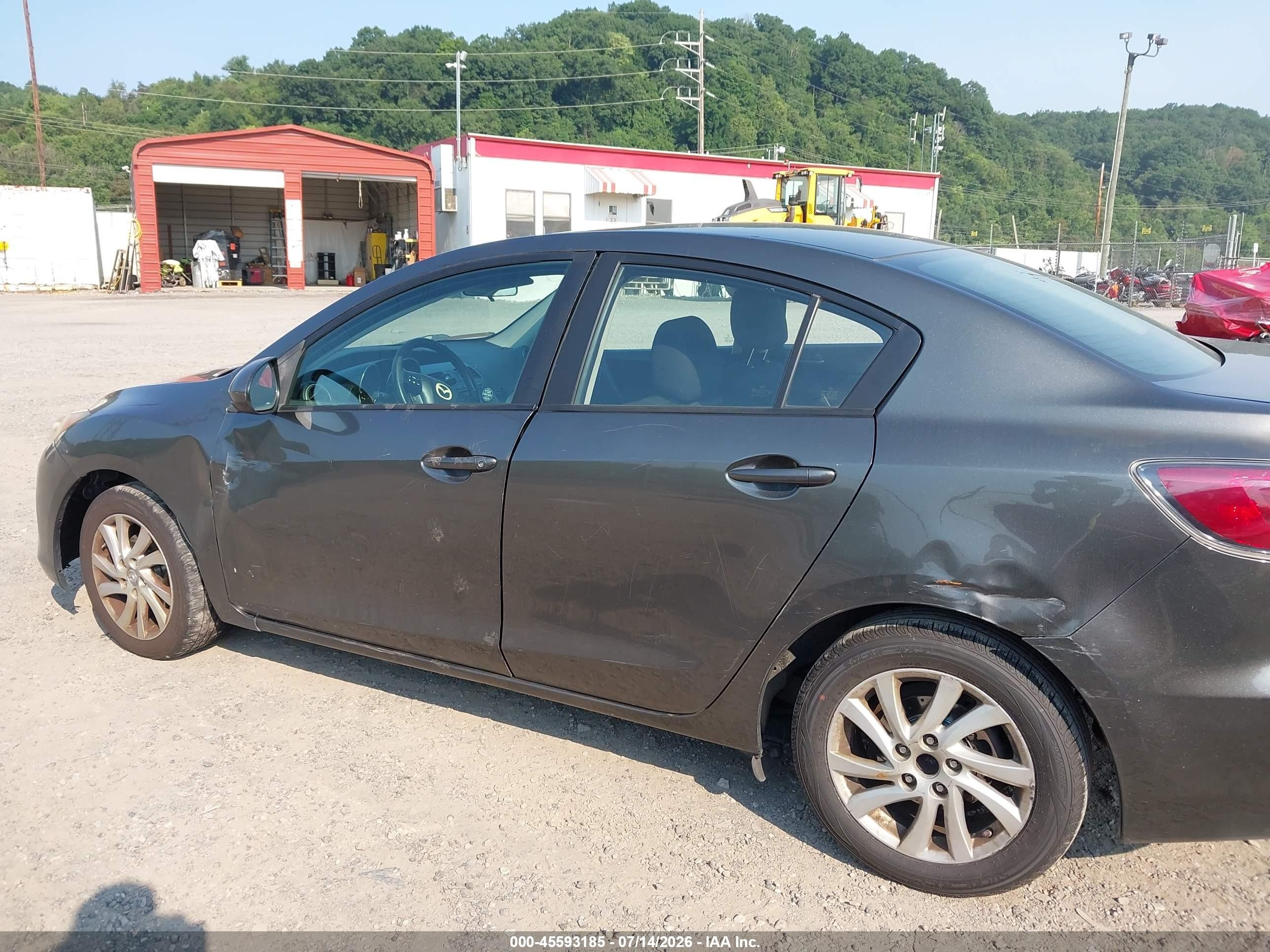 2012 Mazda Mazda3 I Touring Gray vin: JM1BL1V78C1667005