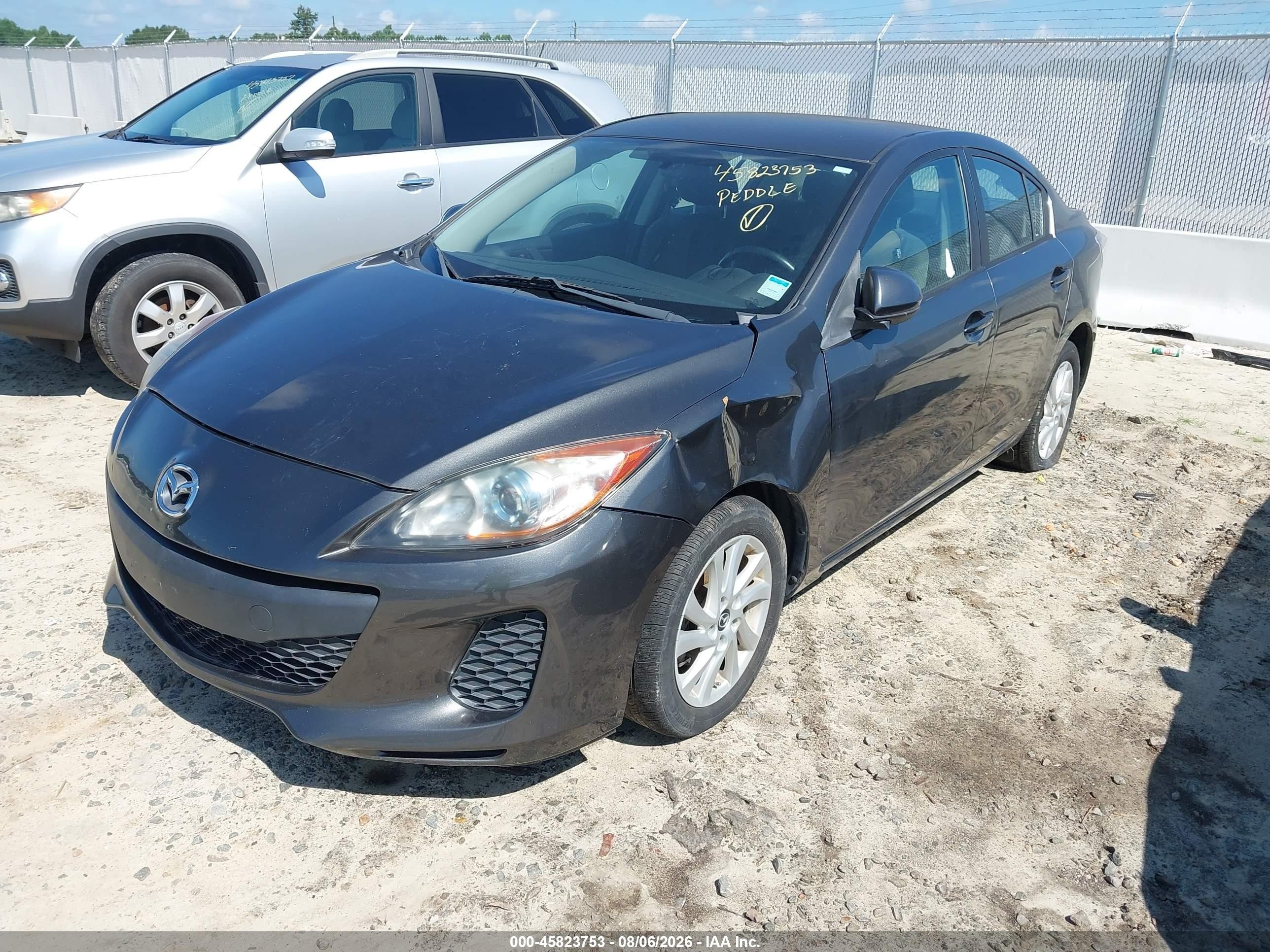 2013 Mazda Mazda3 I Touring Gray vin: JM1BL1V78D1739581
