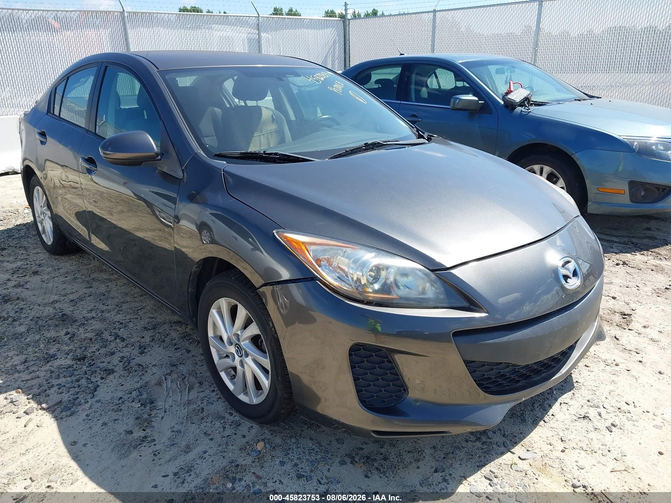 2013 Mazda Mazda3 I Touring Серый vin: JM1BL1V78D1739581