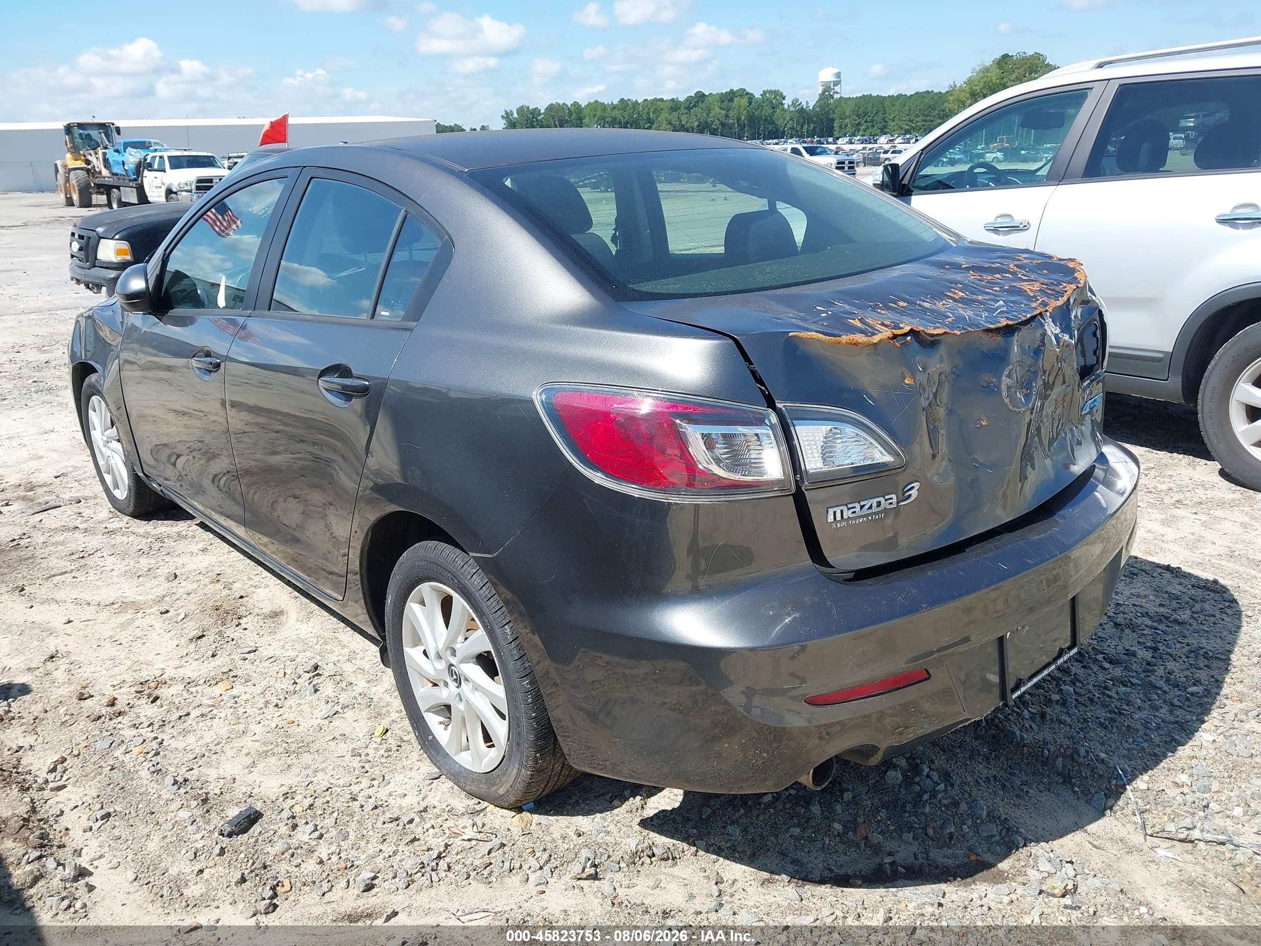 2013 Mazda Mazda3 I Touring Gray vin: JM1BL1V78D1739581