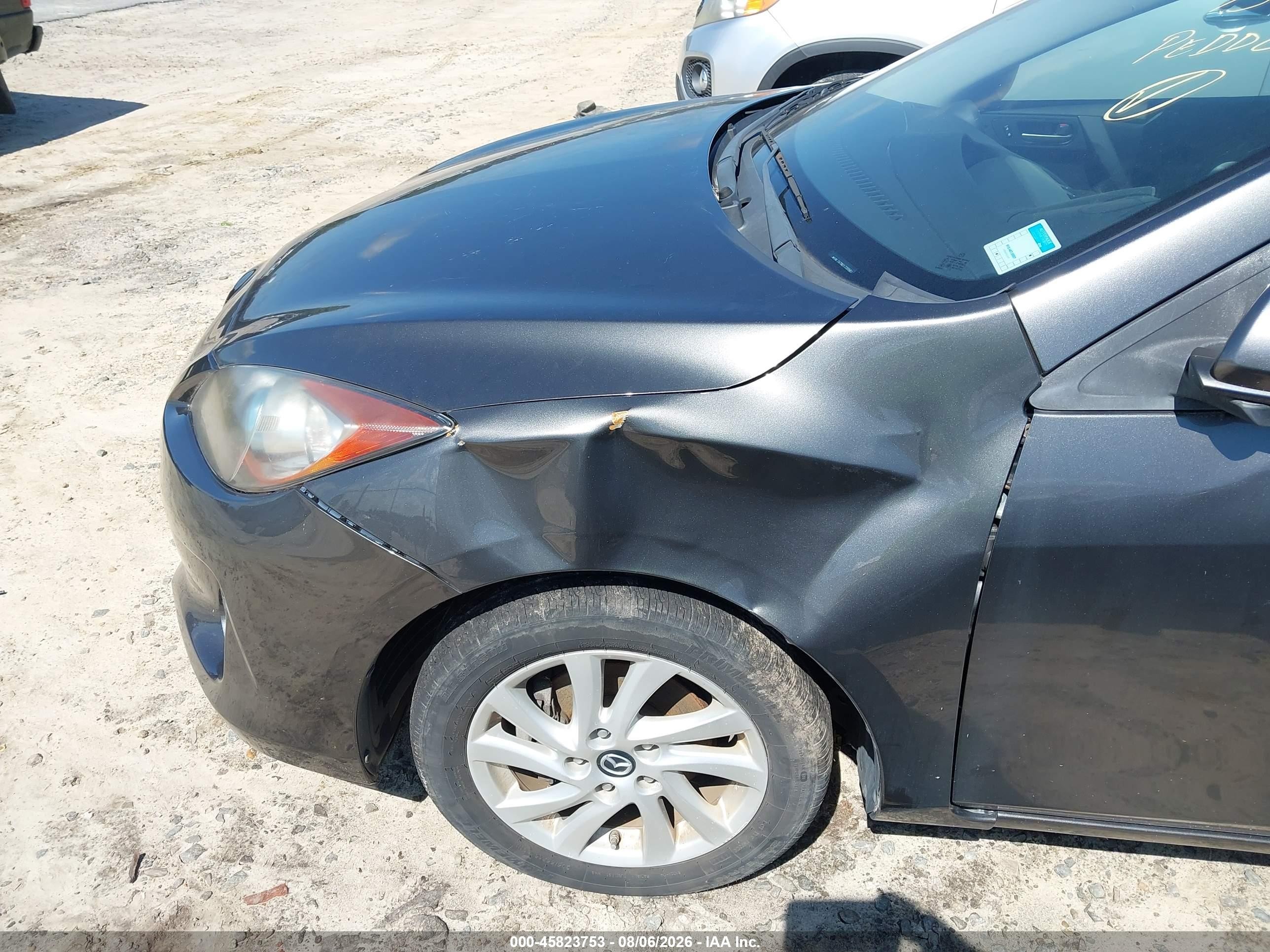 2013 Mazda Mazda3 I Touring Gray vin: JM1BL1V78D1739581