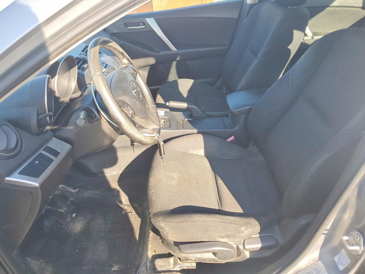 2013 Mazda 3 I Серебряный vin: JM1BL1V78D1801707