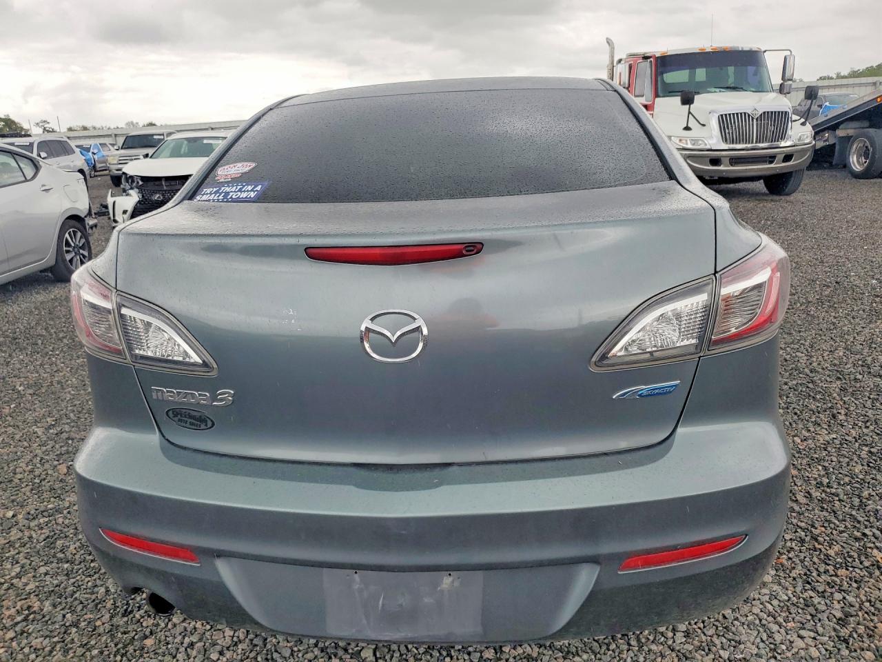 2013 Mazda 3 Gray vin: JM1BL1V79D1797327