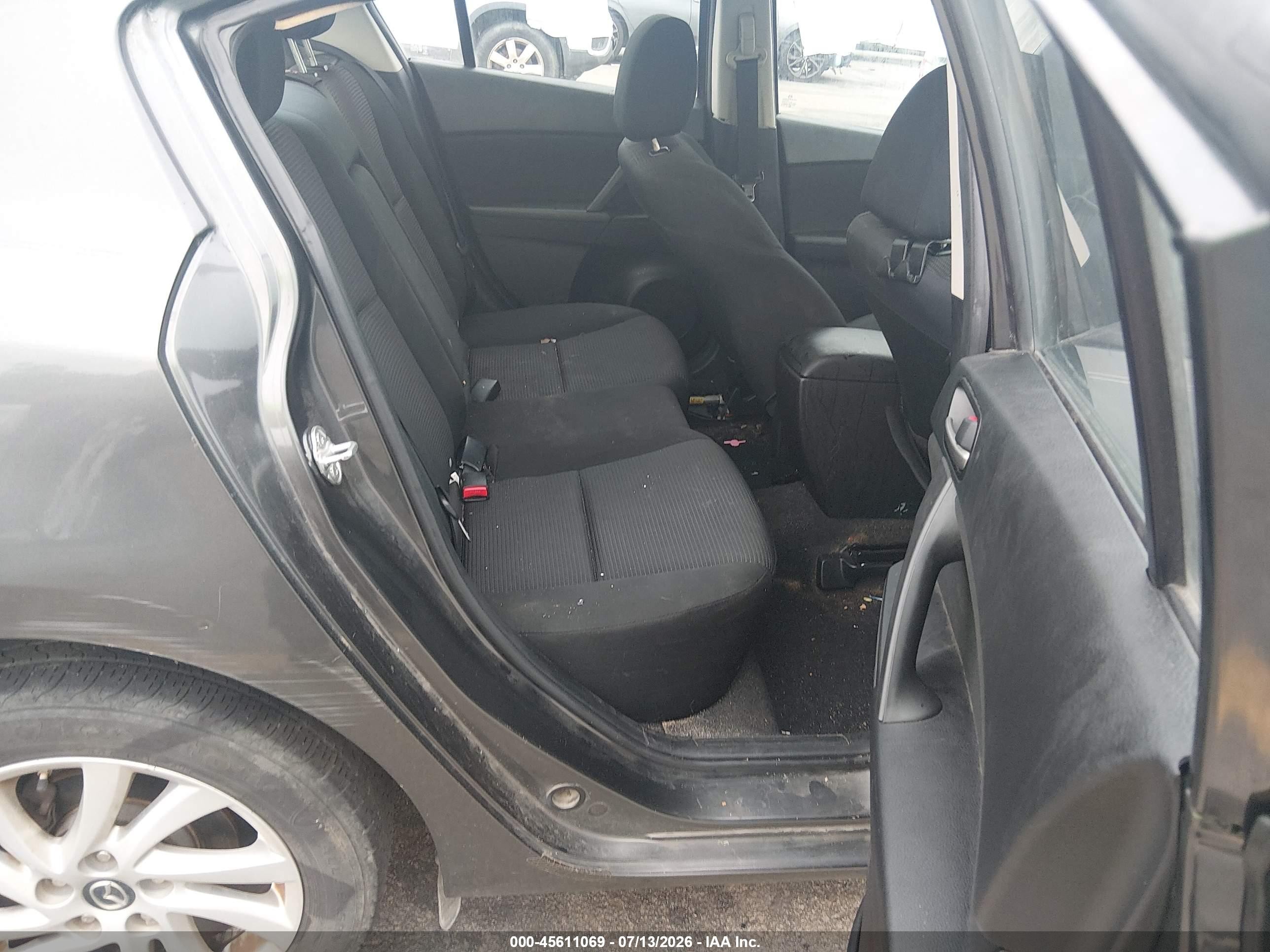 2013 Mazda Mazda3 I Touring Черный vin: JM1BL1V7XD1766832