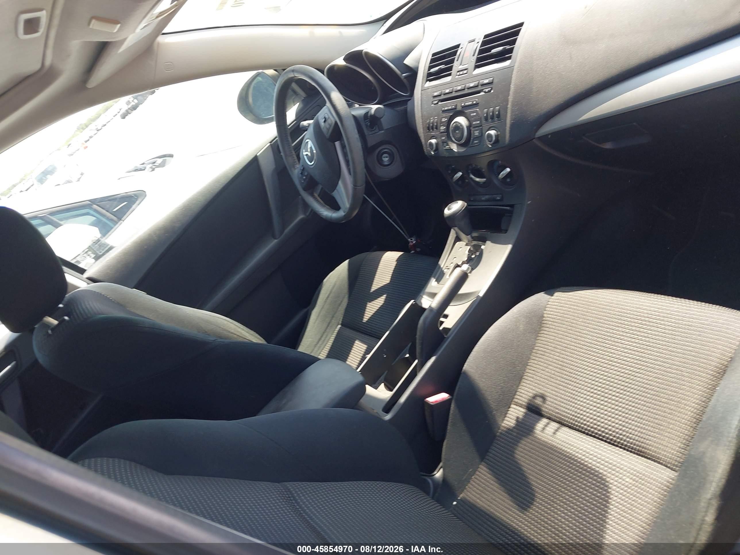 2012 Mazda Mazda3 I Touring Silver vin: JM1BL1V80C1584399
