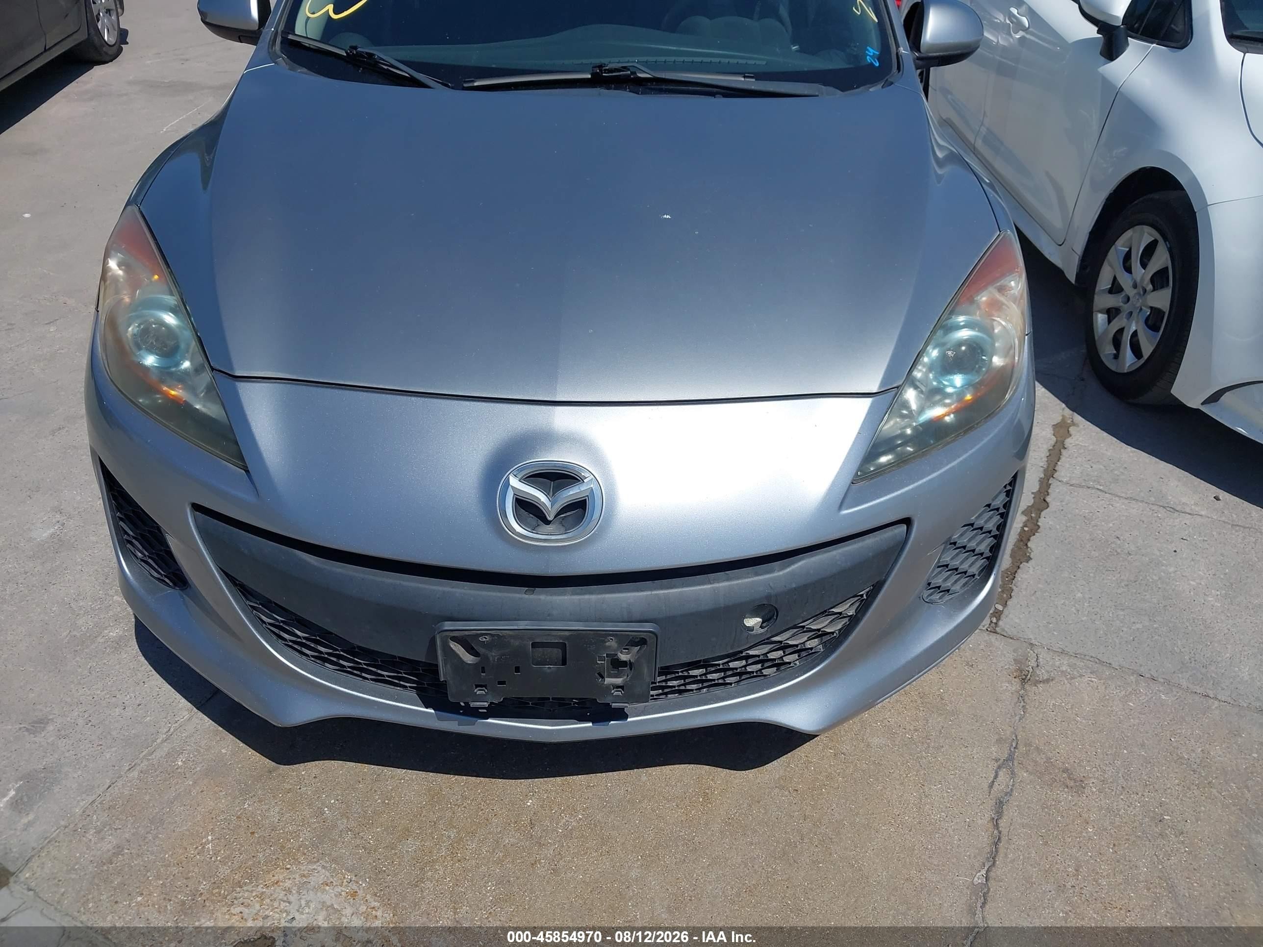 2012 Mazda Mazda3 I Touring Silver vin: JM1BL1V80C1584399