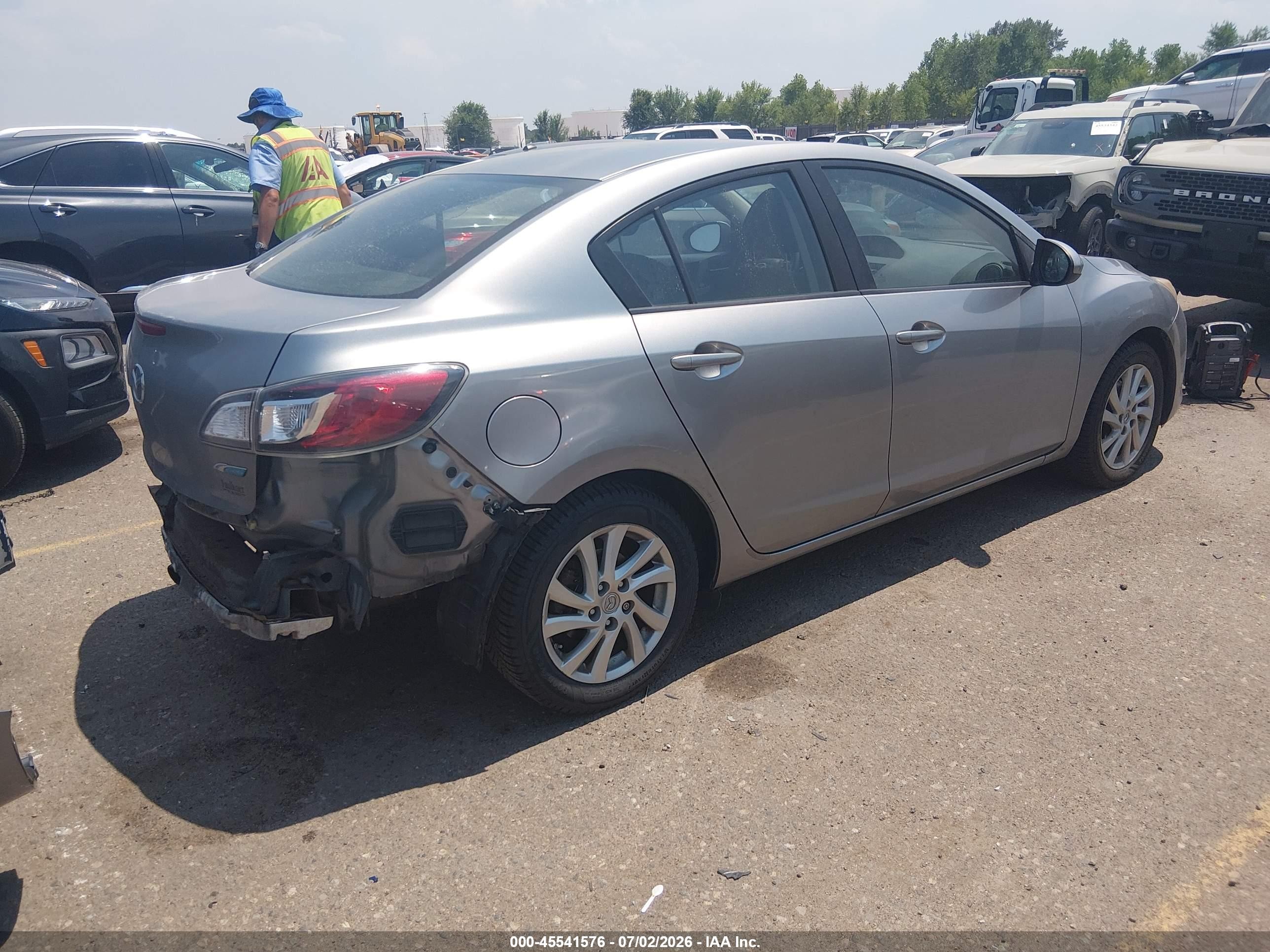 2012 Mazda Mazda3 I Touring Silver vin: JM1BL1V80C1613304