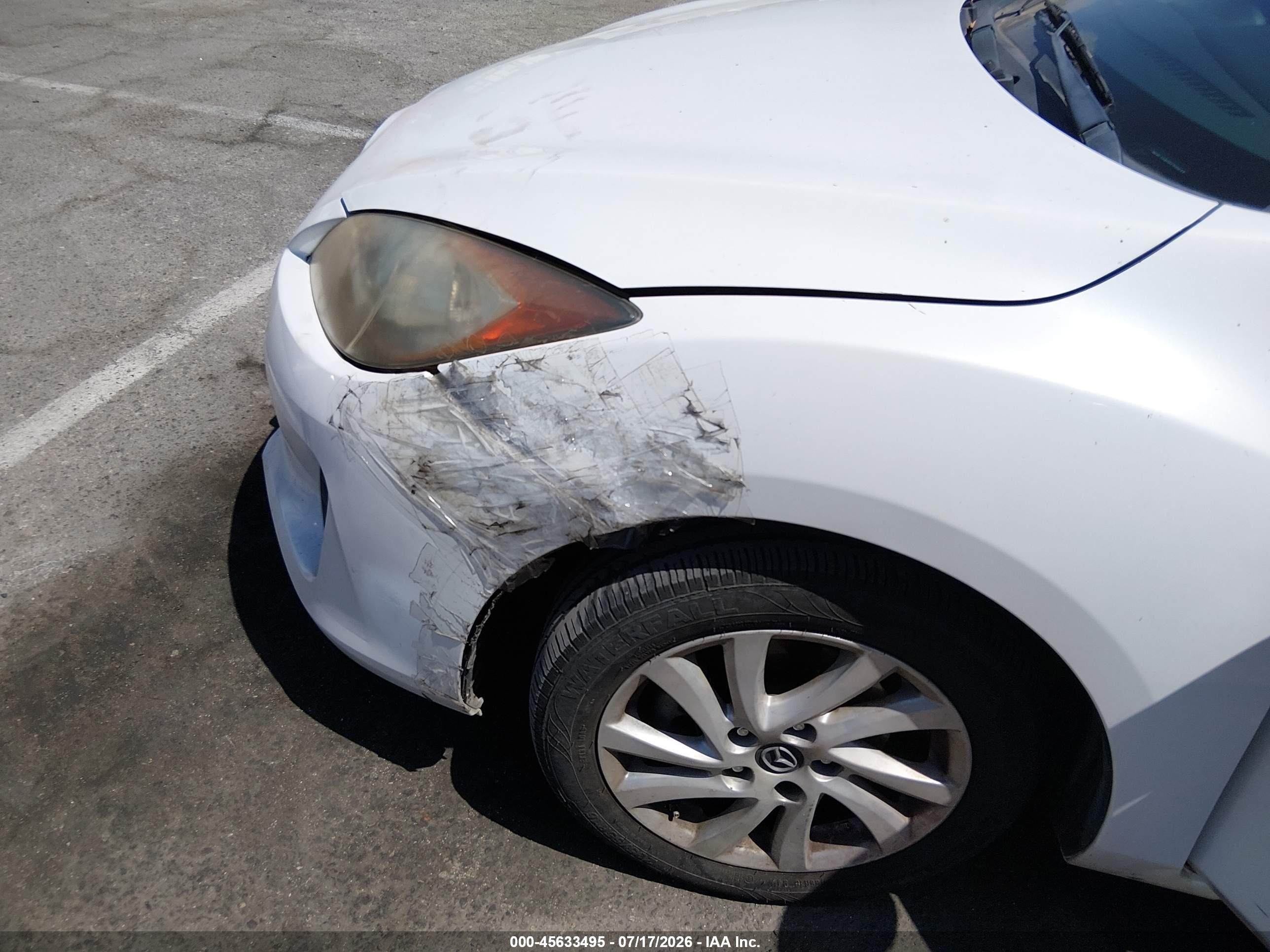 2013 Mazda Mazda3 I Touring Белый vin: JM1BL1V80D1704543