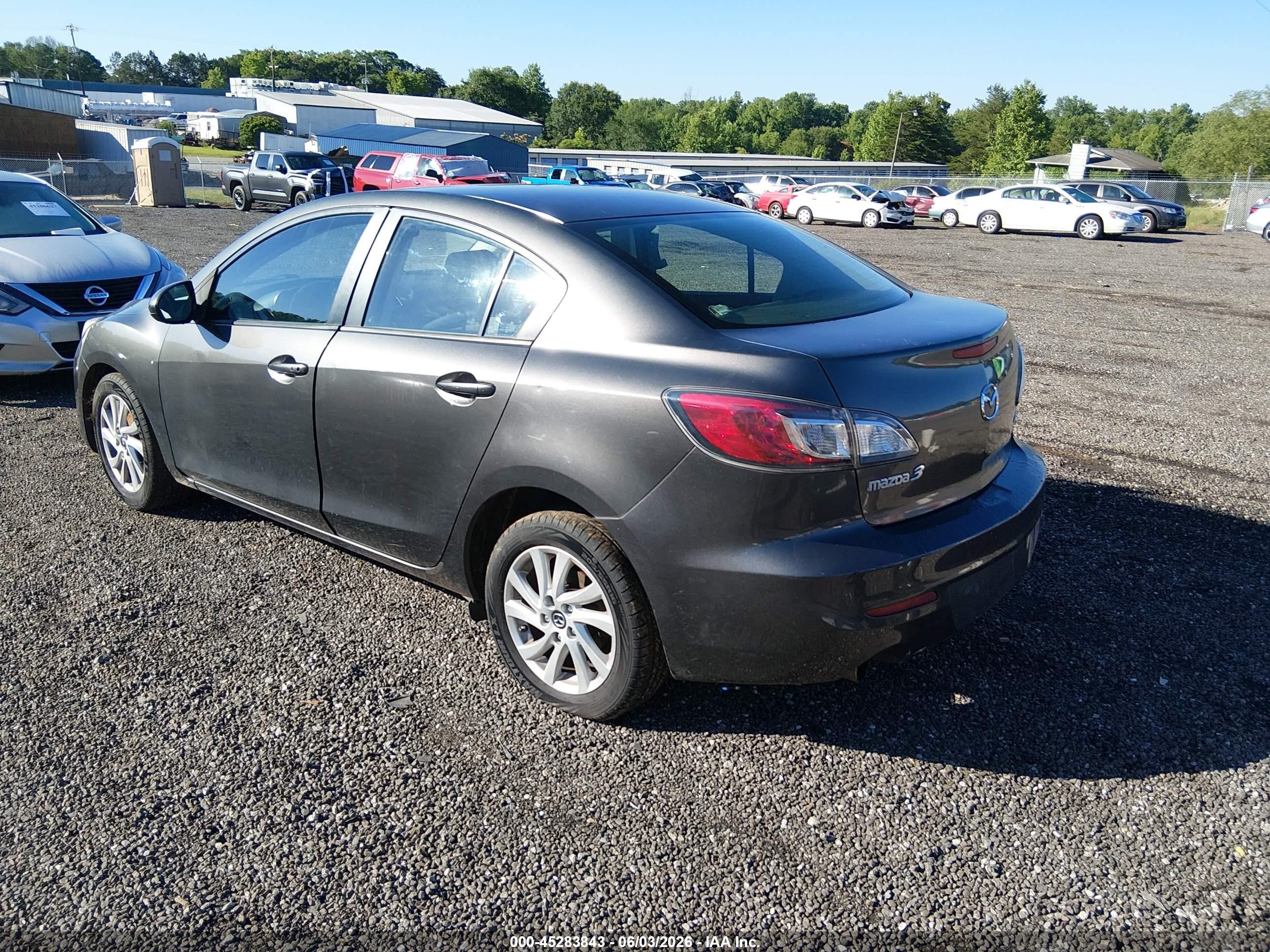 2013 Mazda Mazda3 I Touring Серый vin: JM1BL1V80D1715722