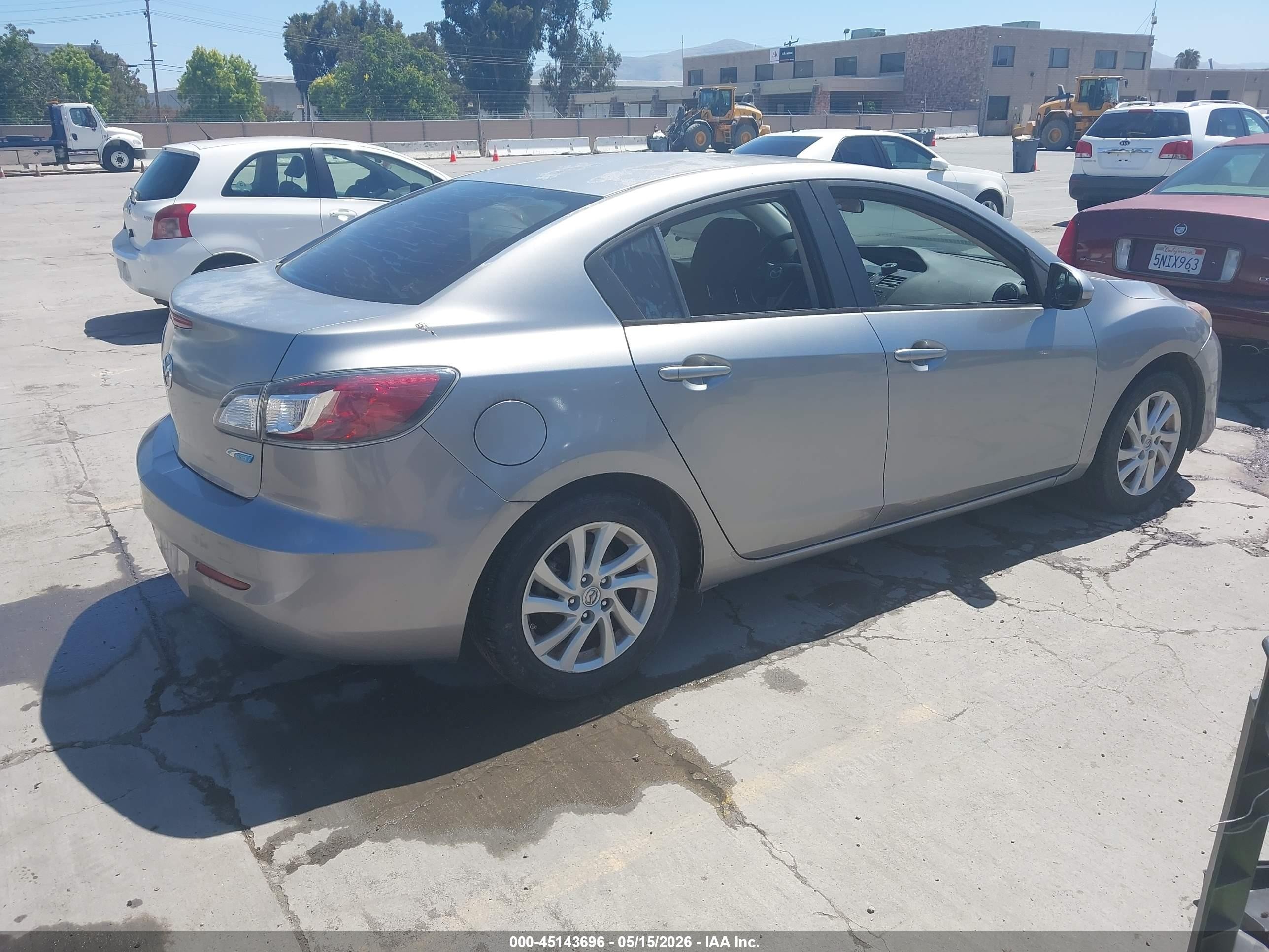 2012 Mazda Mazda3 I Touring Silver vin: JM1BL1V81C1531095