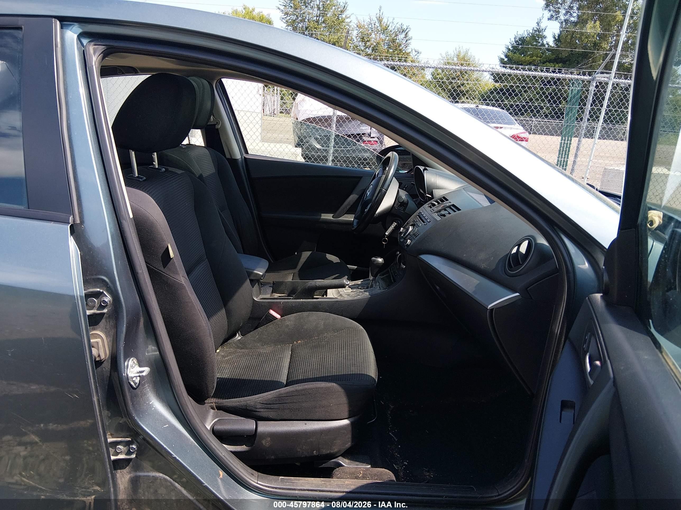 2012 Mazda Mazda3 I Touring Blue vin: JM1BL1V81C1575355