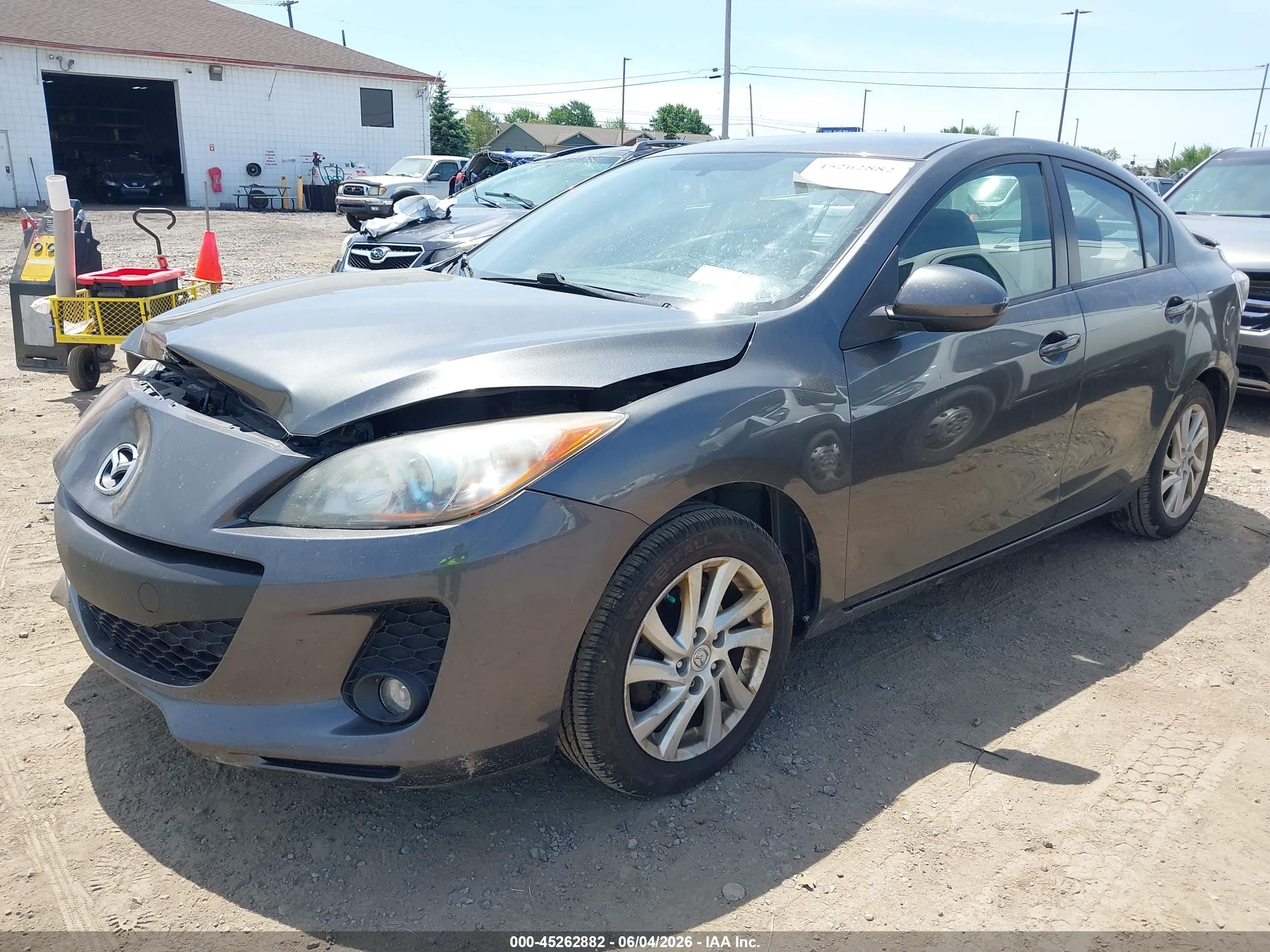 2012 Mazda Mazda3 I Touring Gray vin: JM1BL1V81C1648952