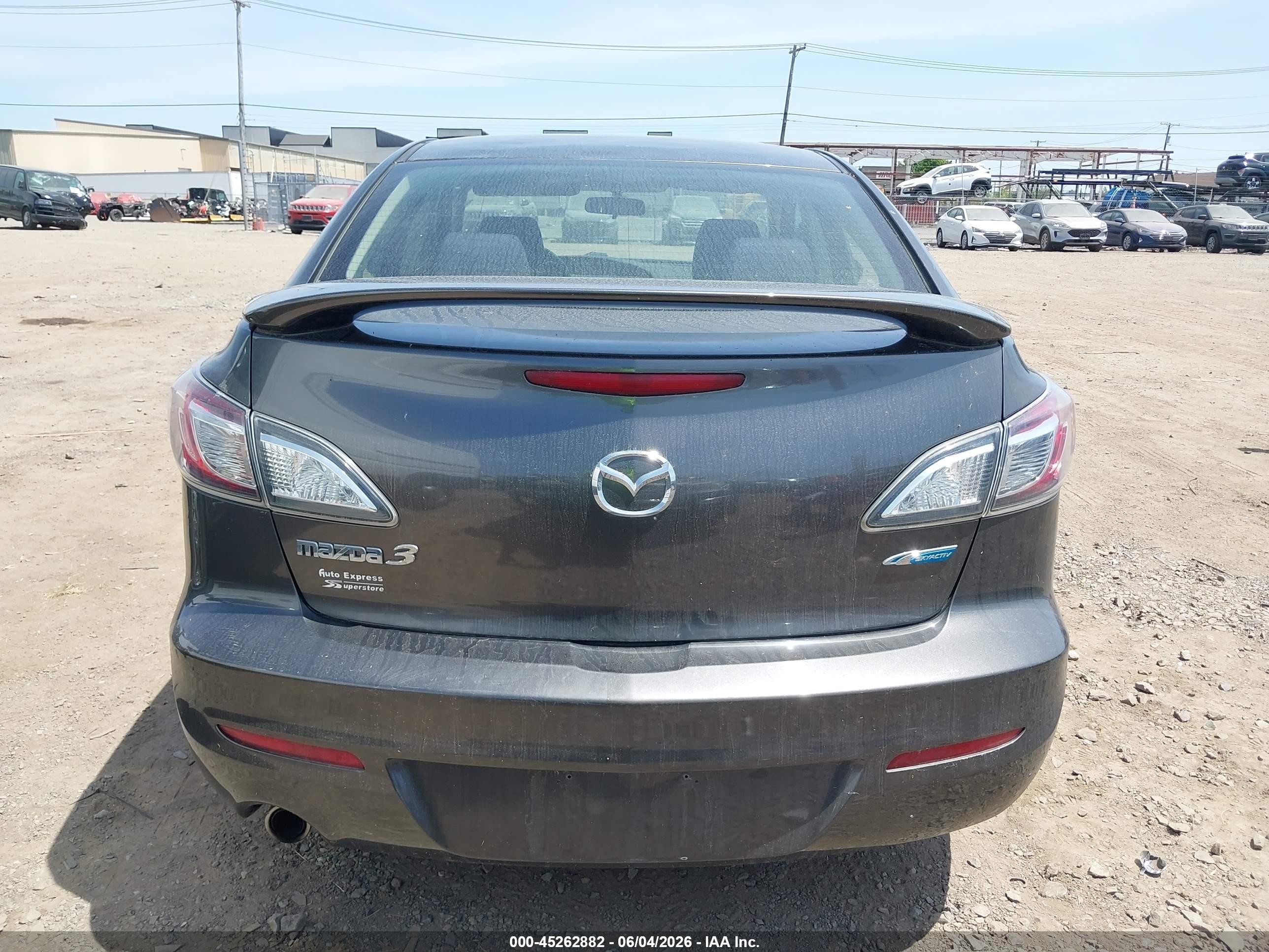 2012 Mazda Mazda3 I Touring Gray vin: JM1BL1V81C1648952