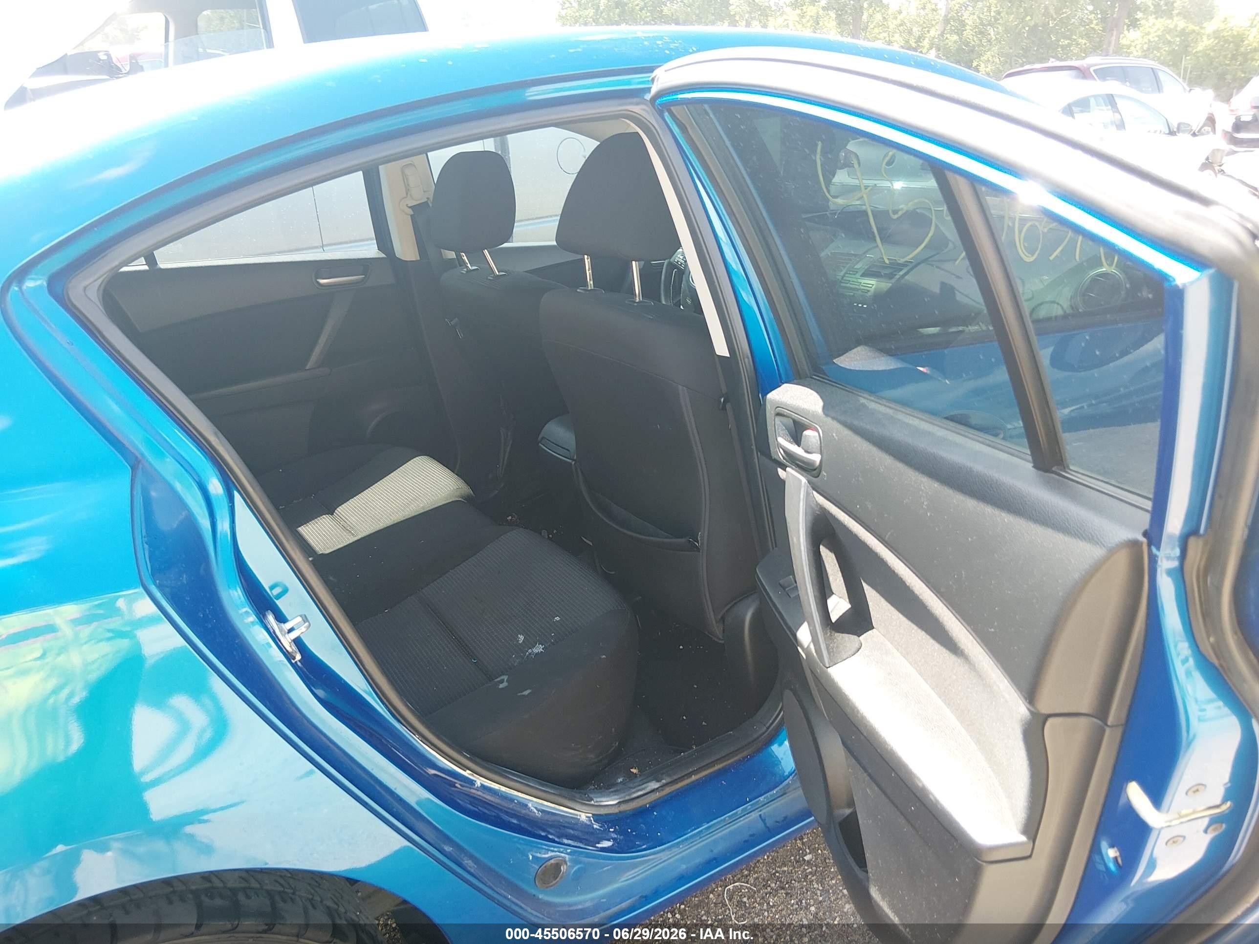 2012 Mazda Mazda3 I Touring Синий vin: JM1BL1V81C1689050