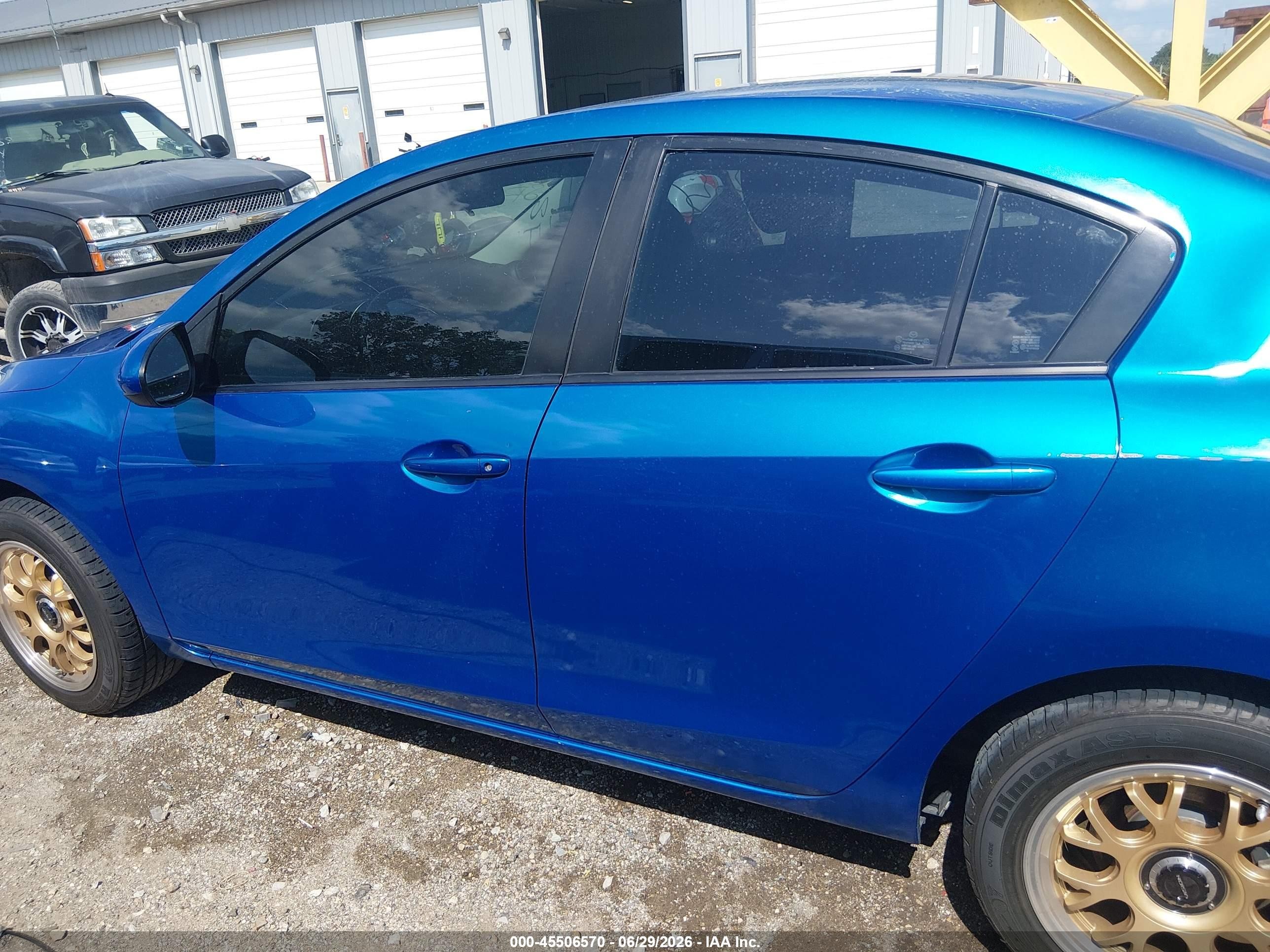 2012 Mazda Mazda3 I Touring Синий vin: JM1BL1V81C1689050