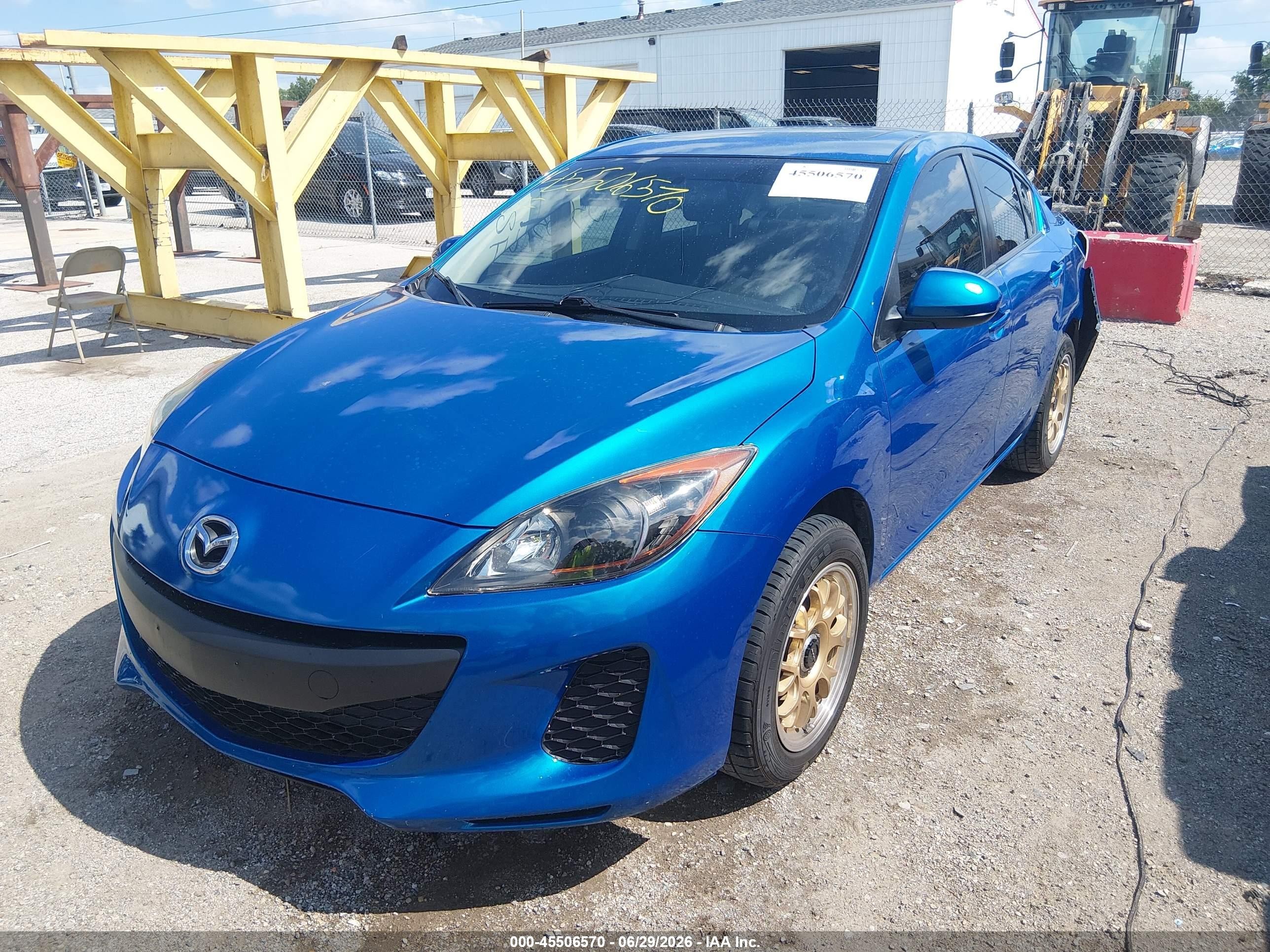2012 Mazda Mazda3 I Touring Синий vin: JM1BL1V81C1689050