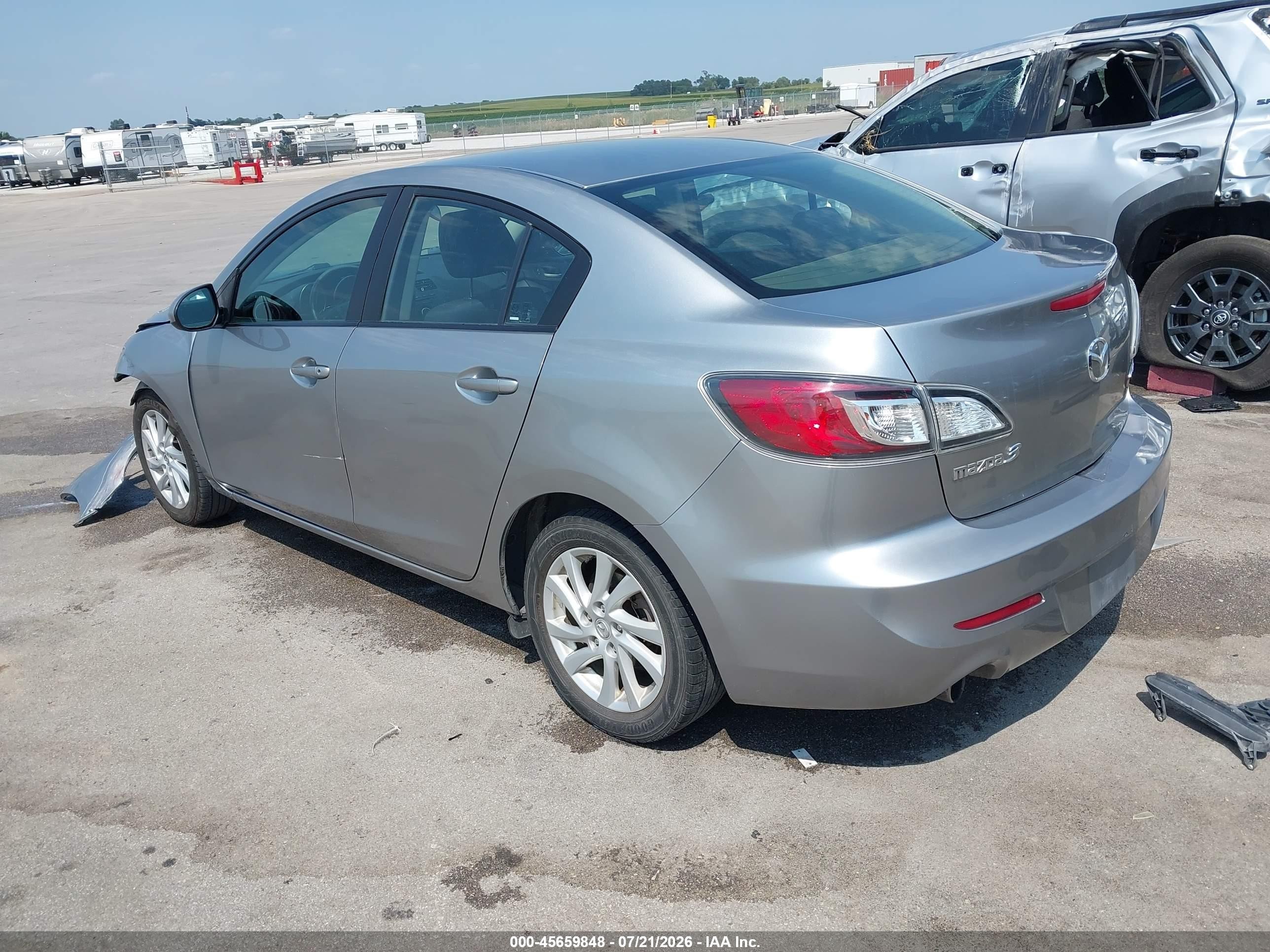 2012 Mazda Mazda3 I Touring Silver vin: JM1BL1V82C1609285