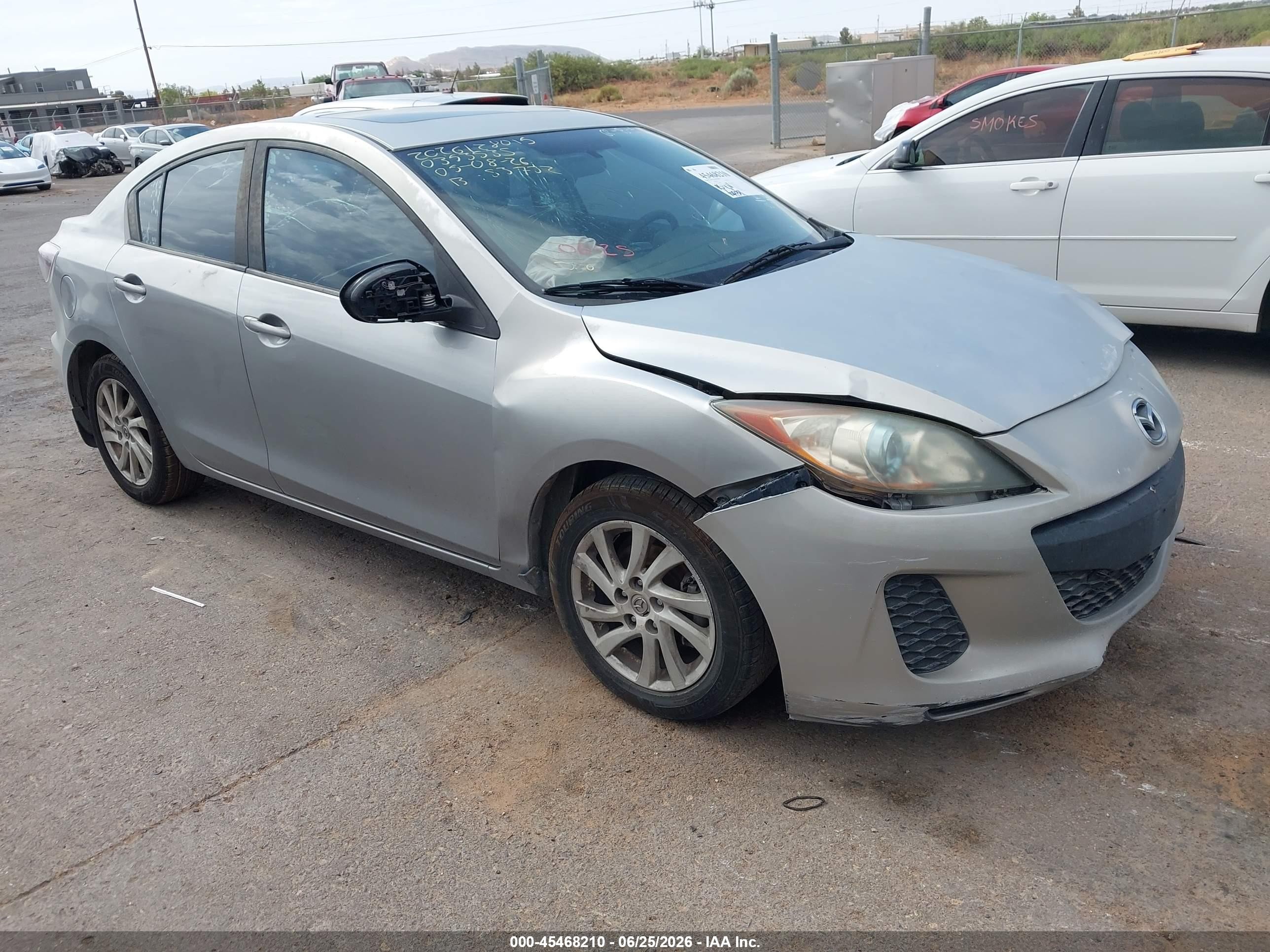 2012 Mazda Mazda3 I Touring Серебряный vin: JM1BL1V83C1594859