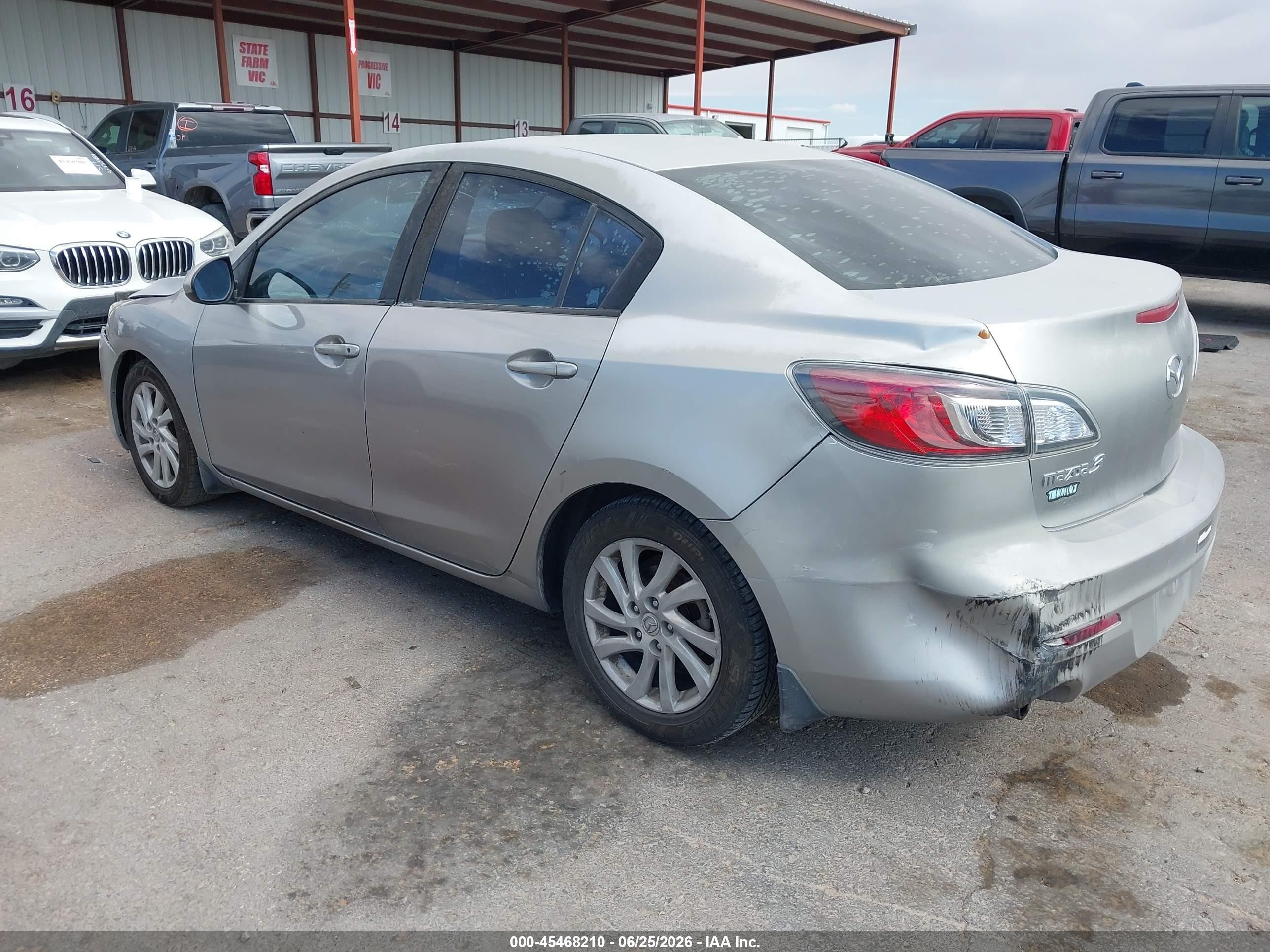2012 Mazda Mazda3 I Touring Silver vin: JM1BL1V83C1594859