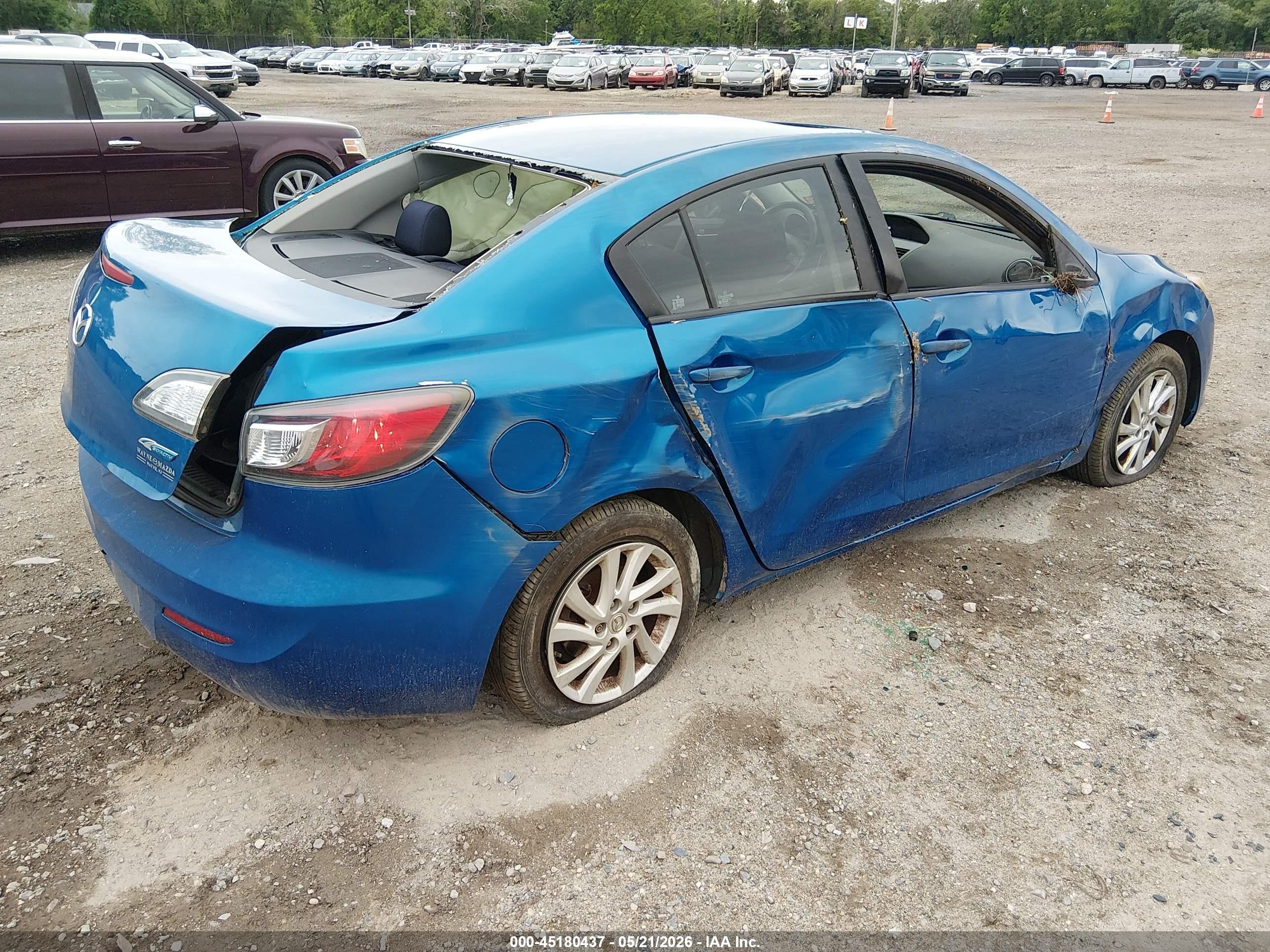 2012 Mazda Mazda3 I Touring Blue vin: JM1BL1V83C1654588