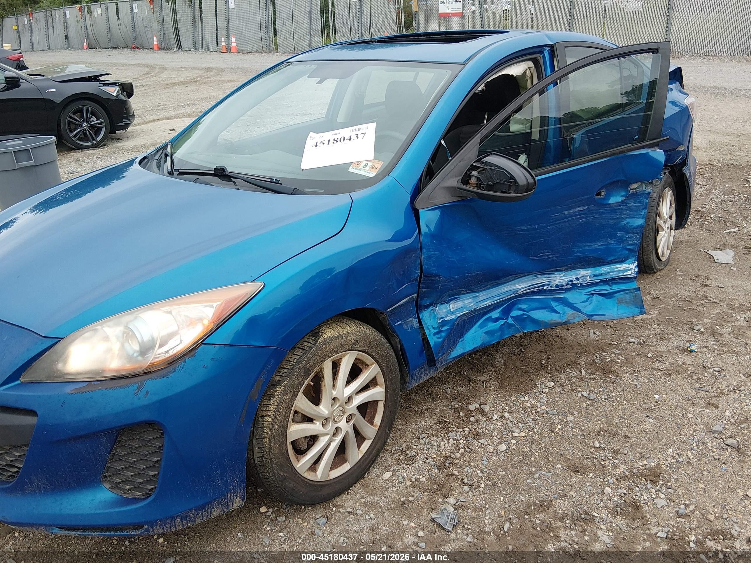 2012 Mazda Mazda3 I Touring Blue vin: JM1BL1V83C1654588
