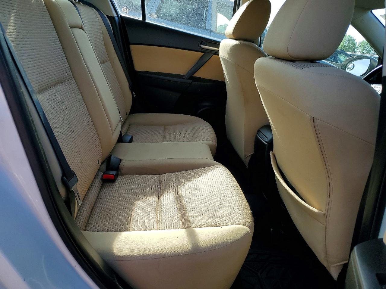 2012 Mazda 3 I Белый vin: JM1BL1V84C1543290