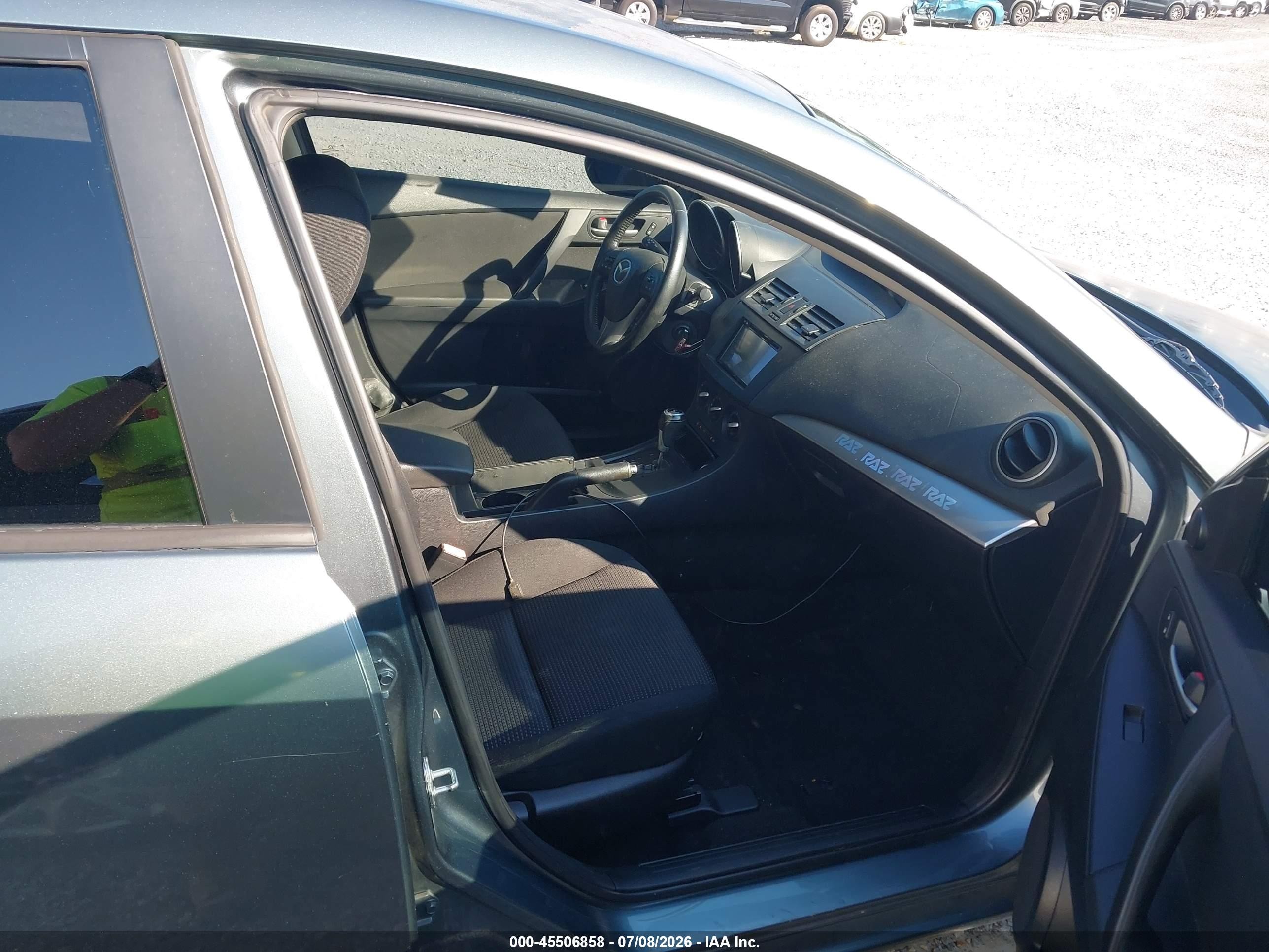 2012 Mazda Mazda3 I Touring Gray vin: JM1BL1V84C1620448
