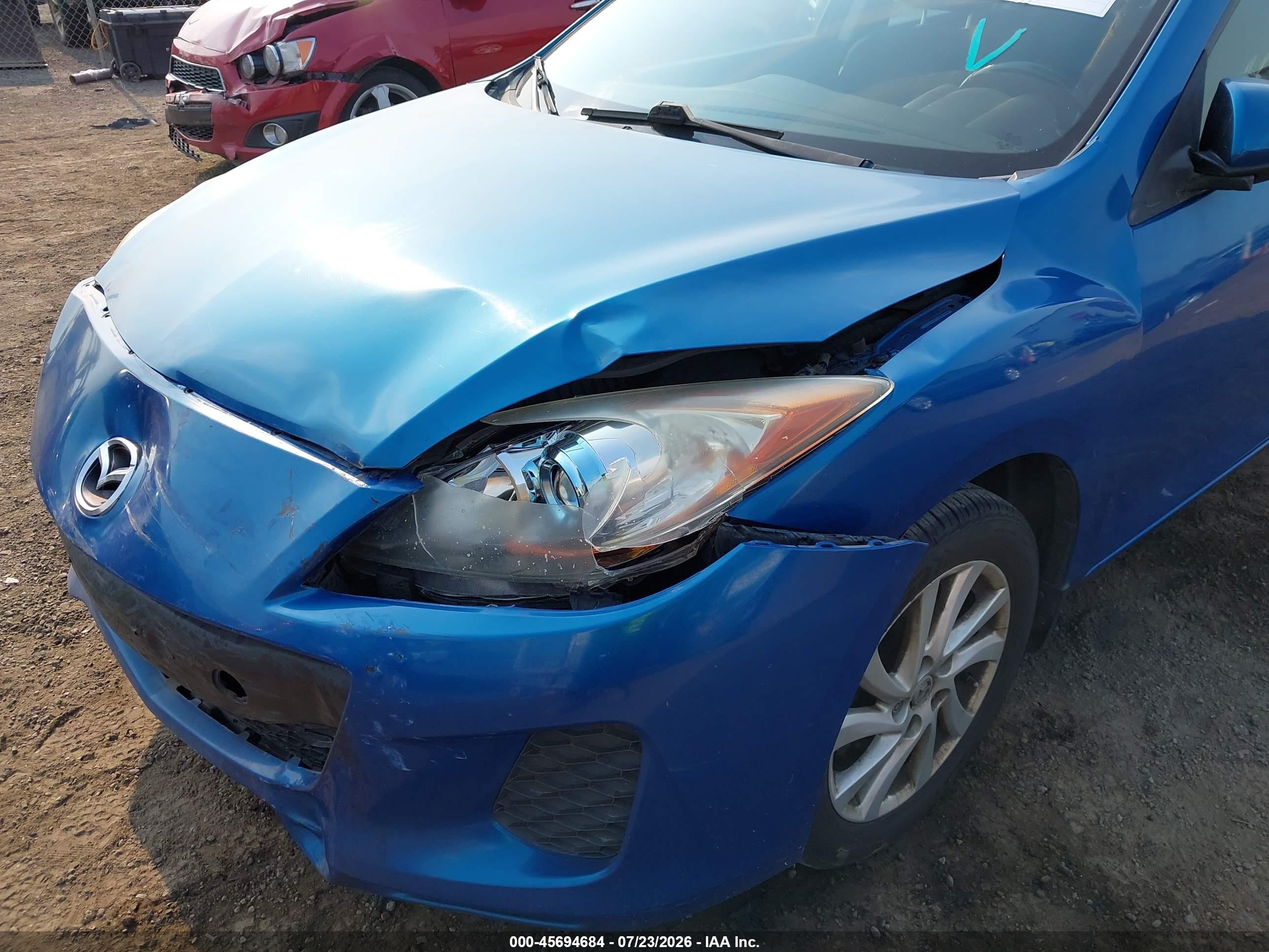 2012 Mazda Mazda3 I Touring Blue vin: JM1BL1V84C1677300