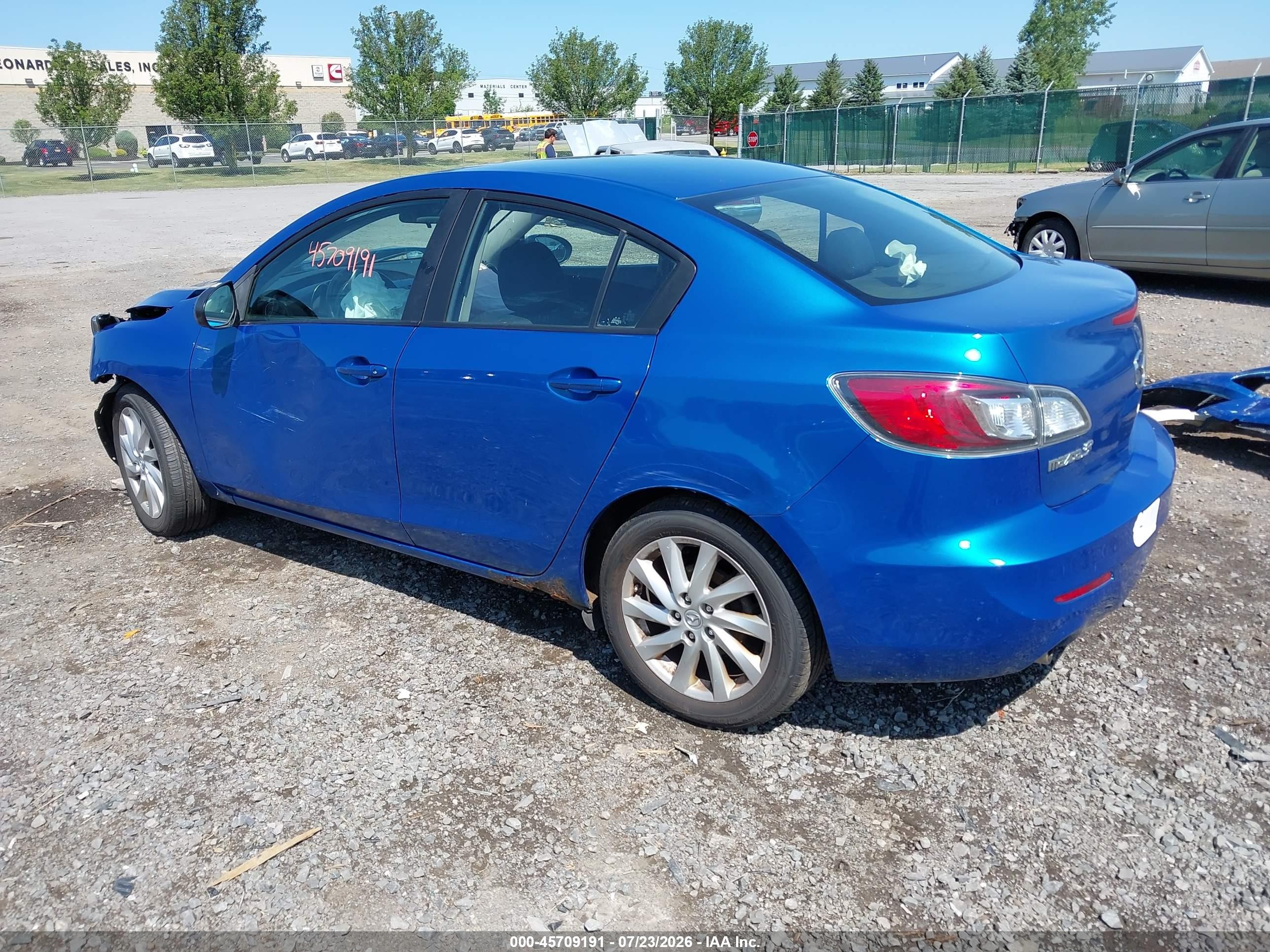 2012 Mazda Mazda3 I Touring Blue vin: JM1BL1V84C1684859