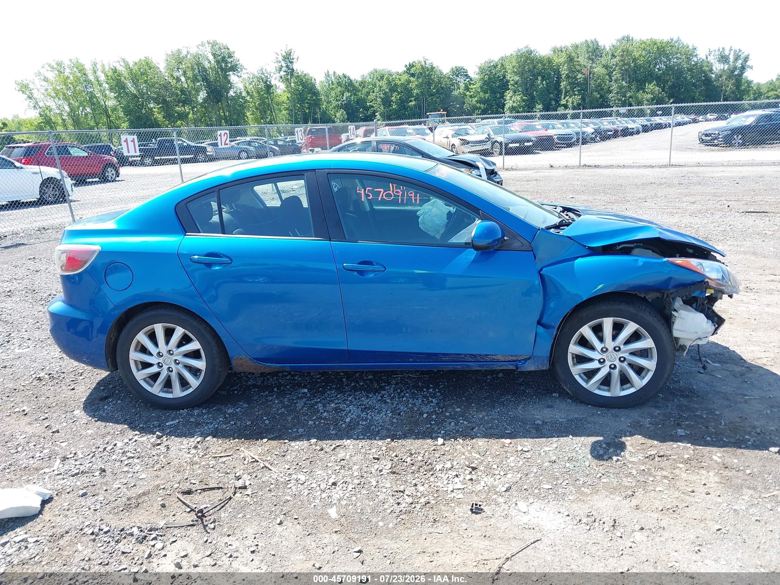 2012 Mazda Mazda3 I Touring Blue vin: JM1BL1V84C1684859
