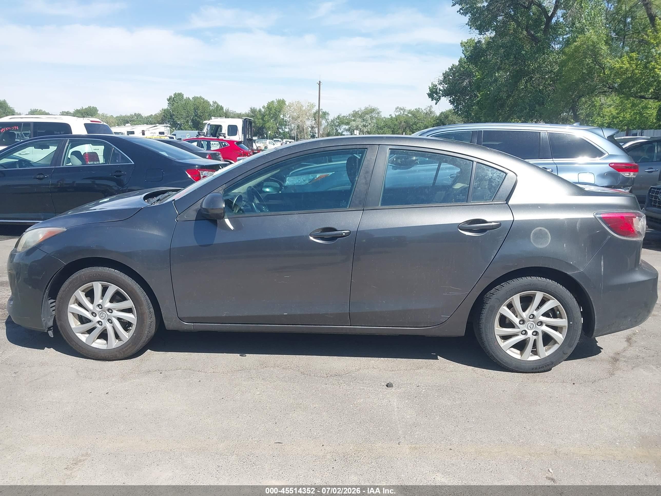 2012 Mazda Mazda3 I Touring Gray vin: JM1BL1V85C1575665