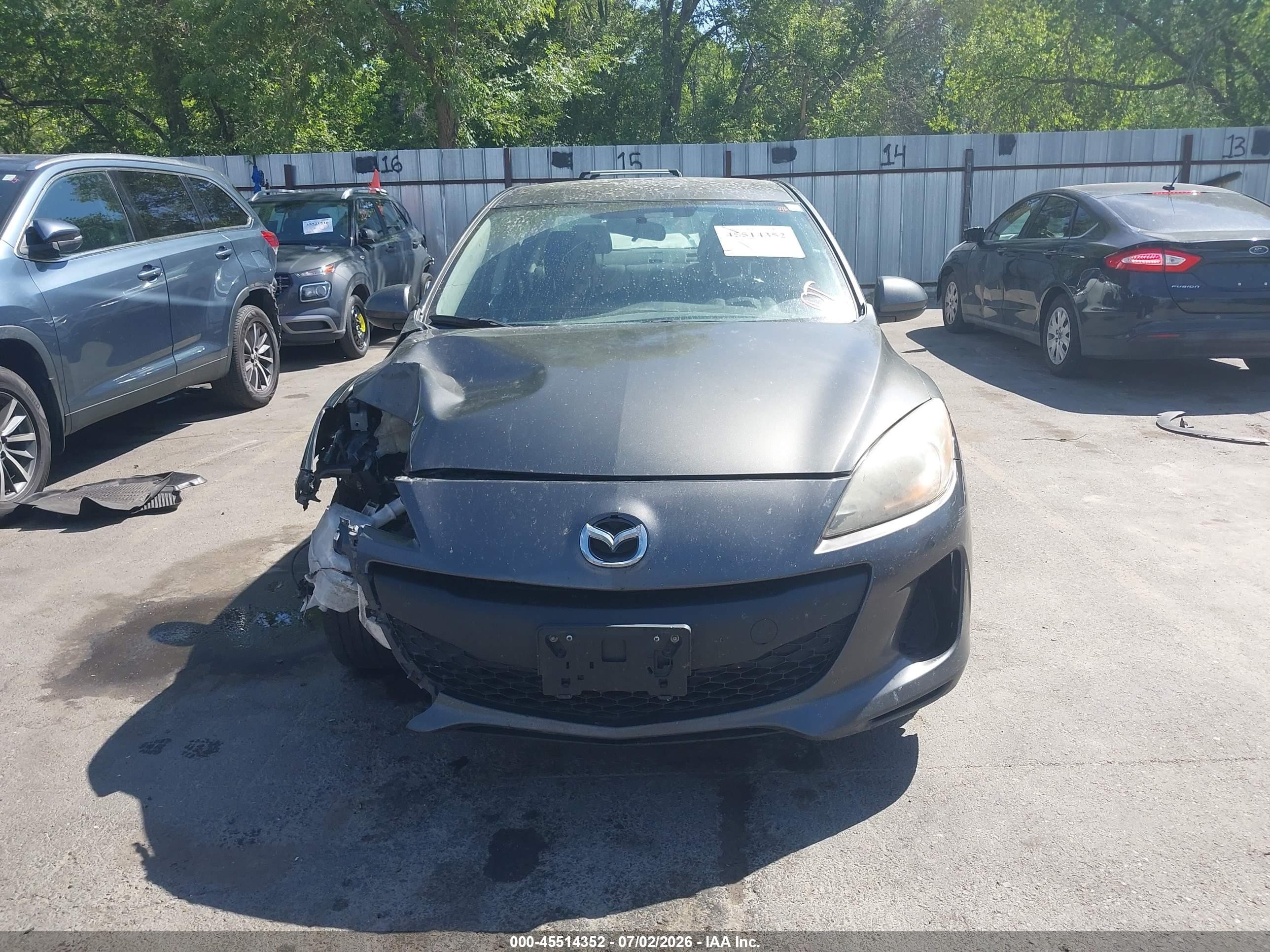 2012 Mazda Mazda3 I Touring Gray vin: JM1BL1V85C1575665