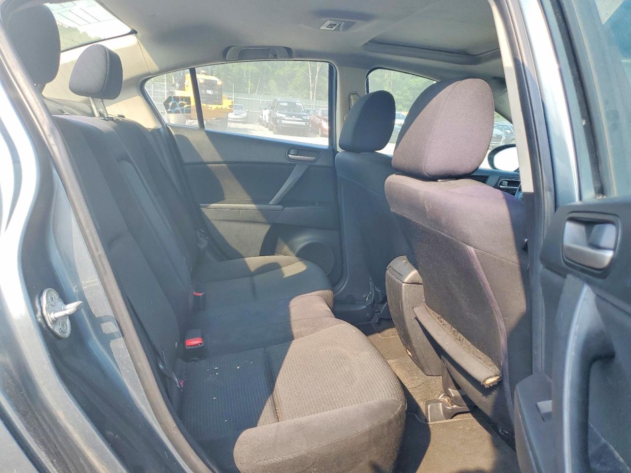 2012 Mazda 3 I Серебряный vin: JM1BL1V85C1635380