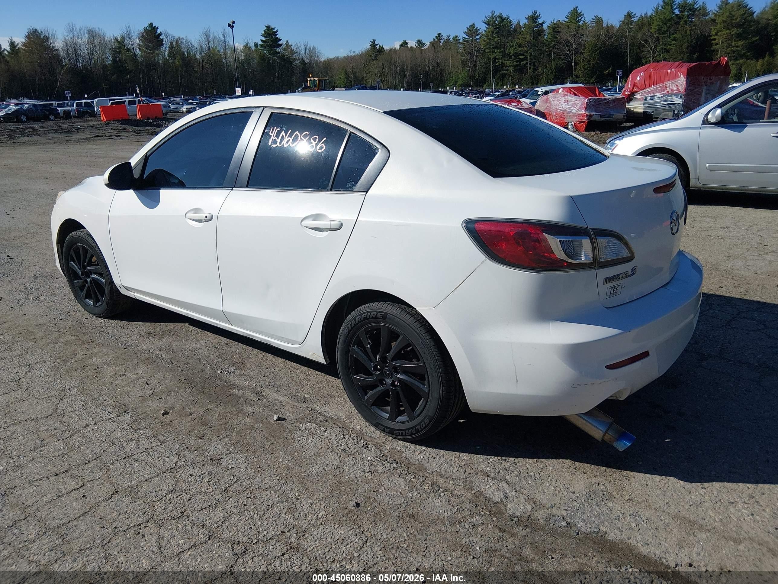 2012 Mazda Mazda3 I Touring Белый vin: JM1BL1V85C1649862
