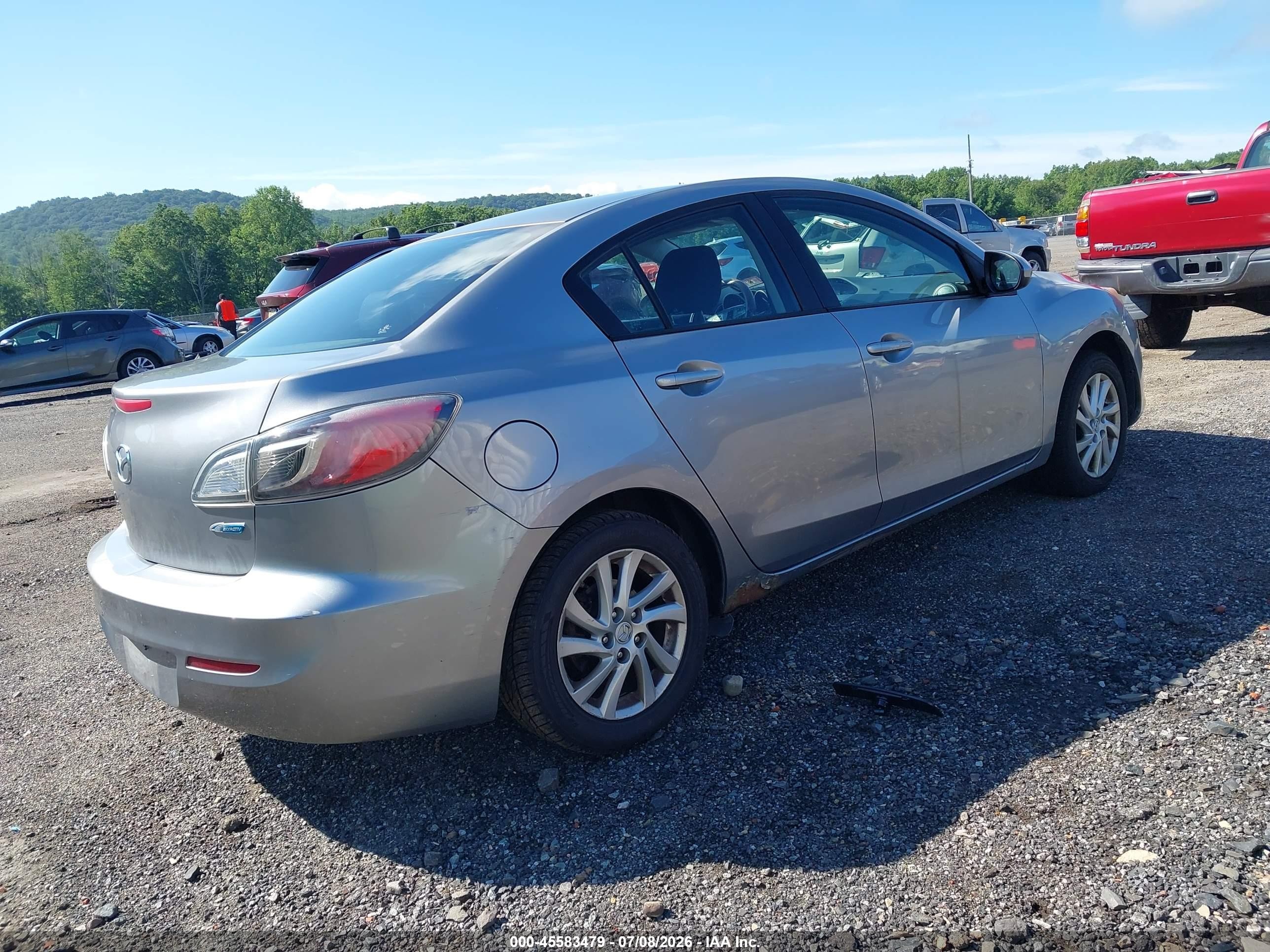 2012 Mazda Mazda3 I Touring Gray vin: JM1BL1V86C1523686