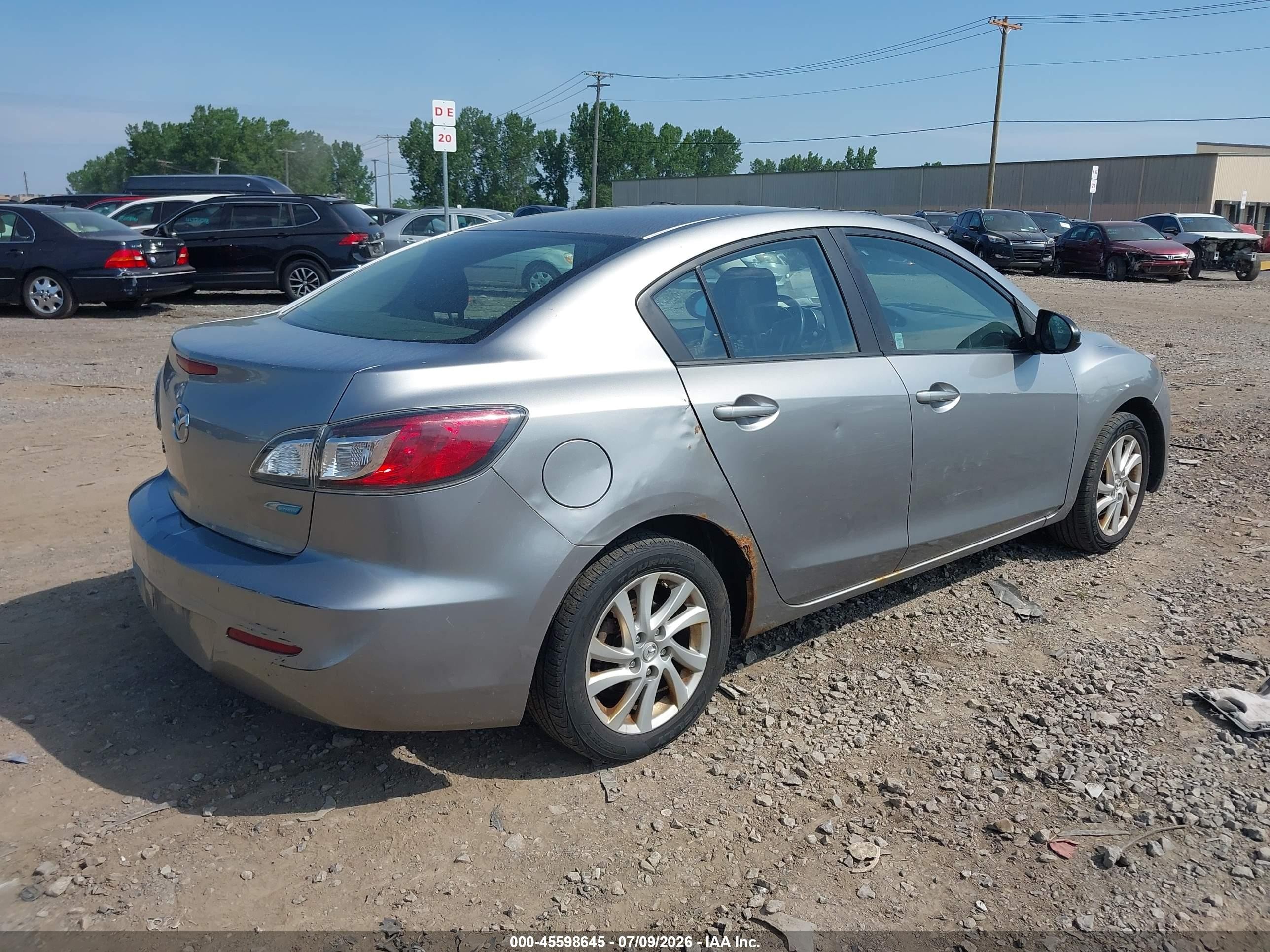 2012 Mazda Mazda3 I Touring Silver vin: JM1BL1V86C1544750