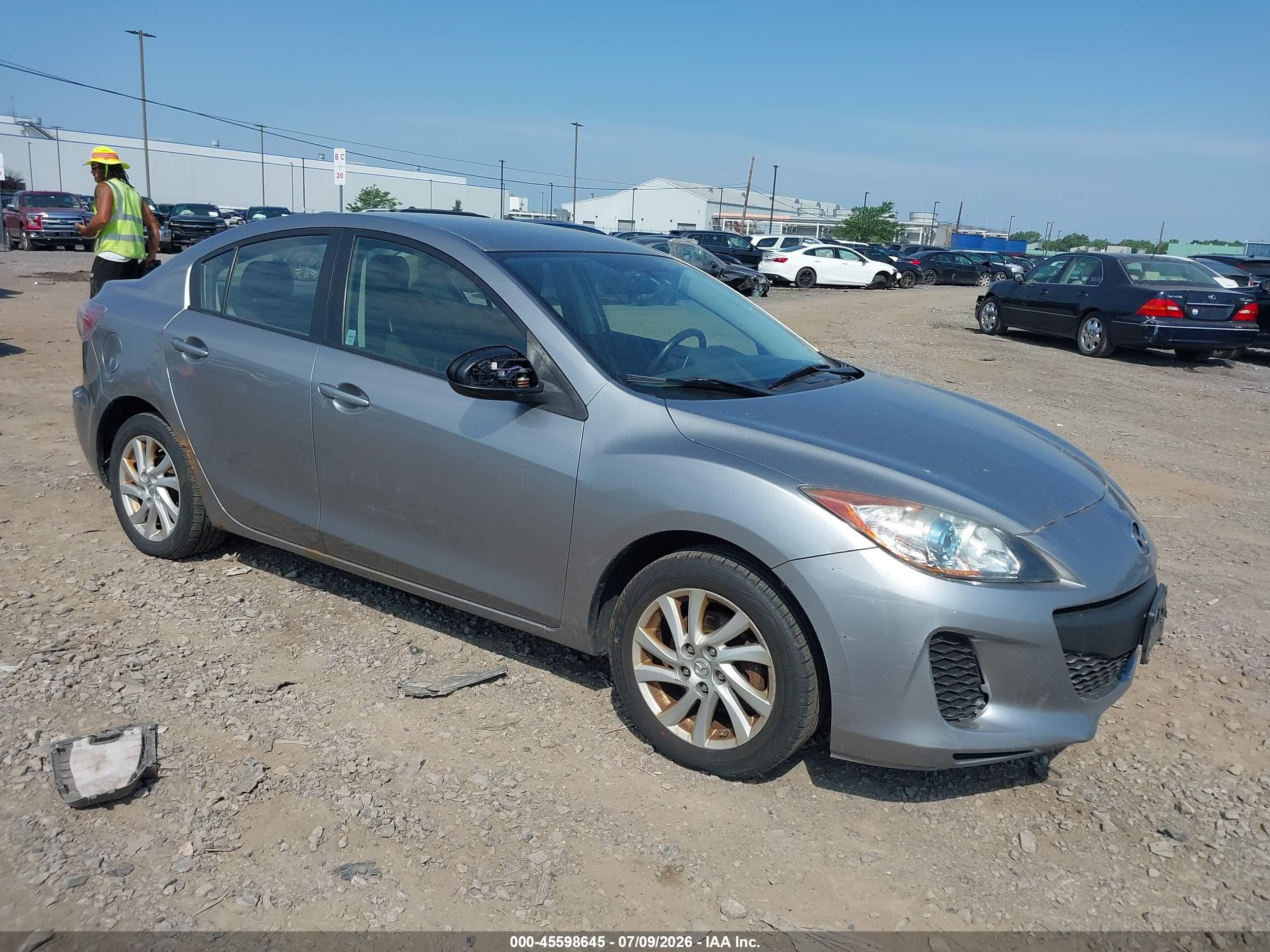 2012 Mazda Mazda3 I Touring Silver vin: JM1BL1V86C1544750