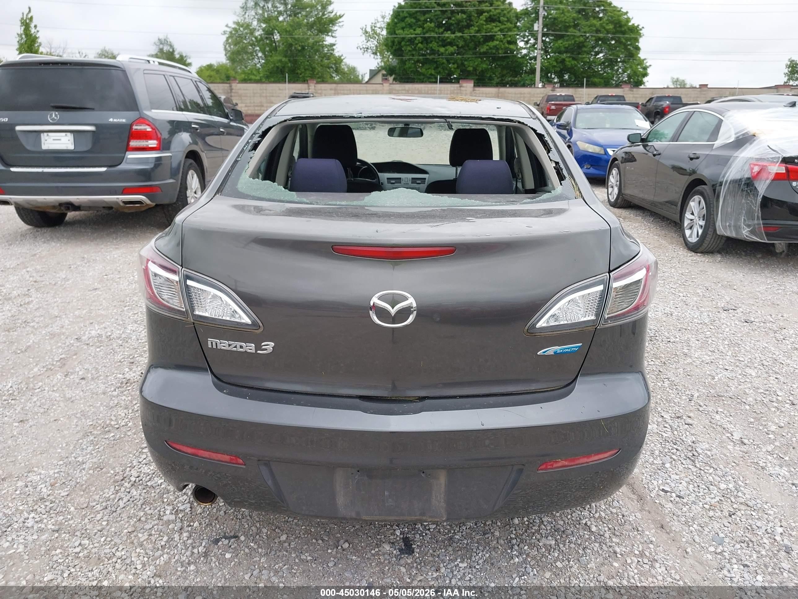 2012 Mazda Mazda3 I Touring Gray vin: JM1BL1V87C1678831