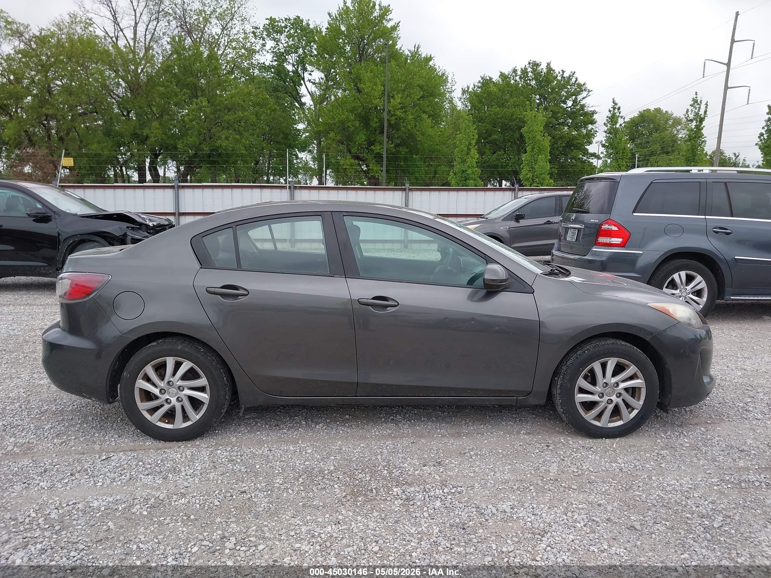 2012 Mazda Mazda3 I Touring Gray vin: JM1BL1V87C1678831