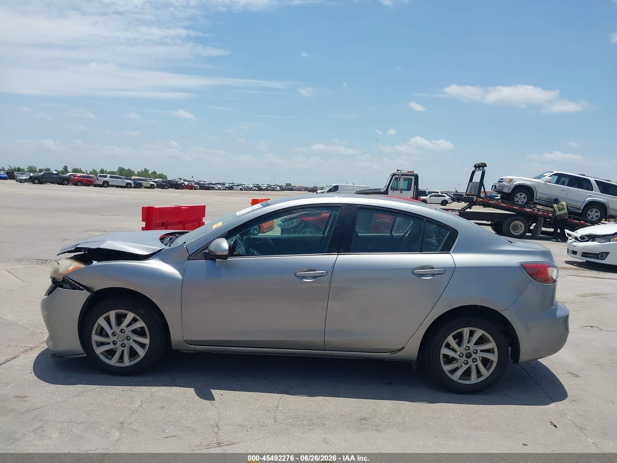 2012 Mazda Mazda3 I Touring Silver vin: JM1BL1V87C1685410