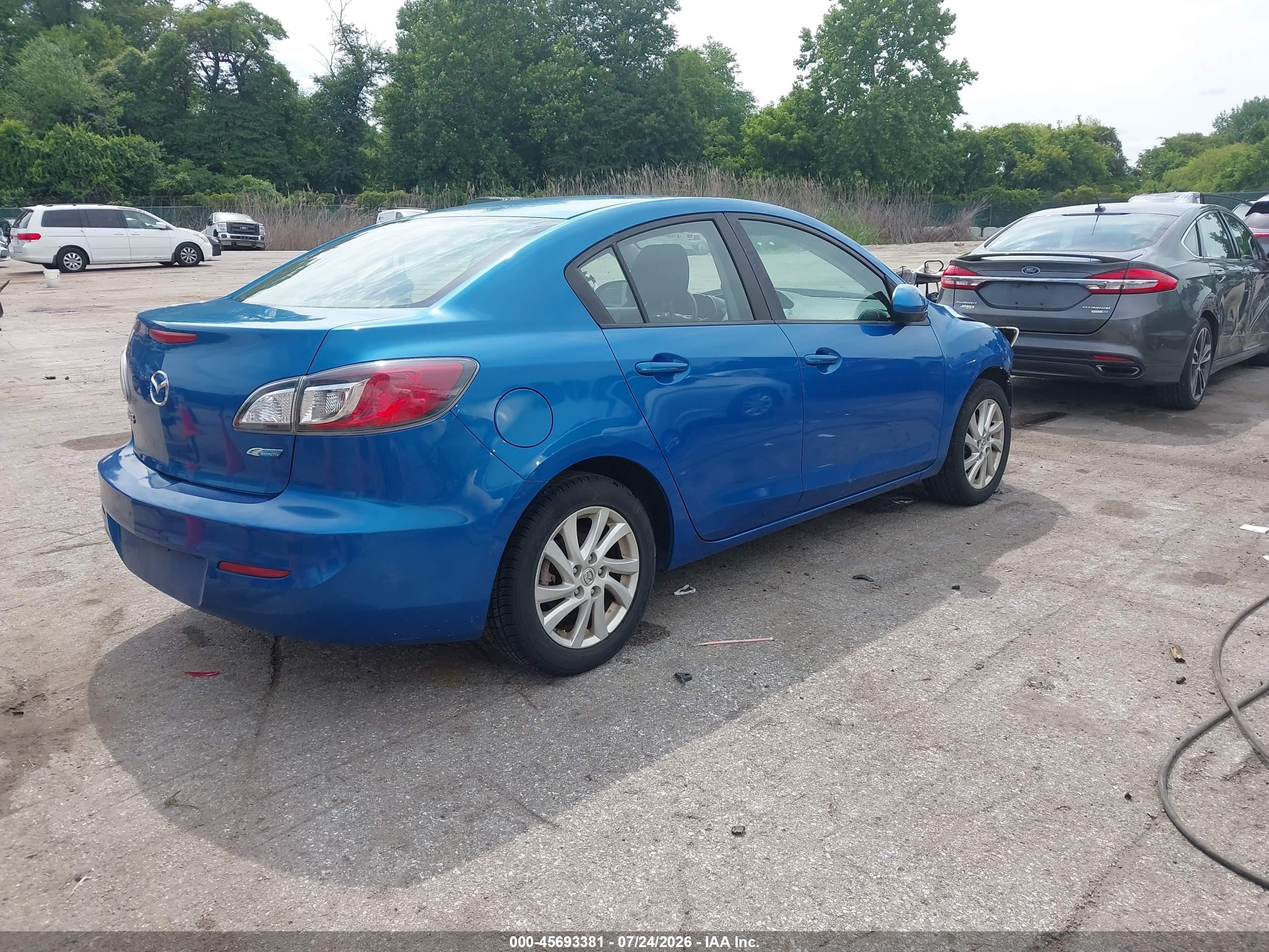 2012 Mazda Mazda3 I Touring Синий vin: JM1BL1V87C1698786