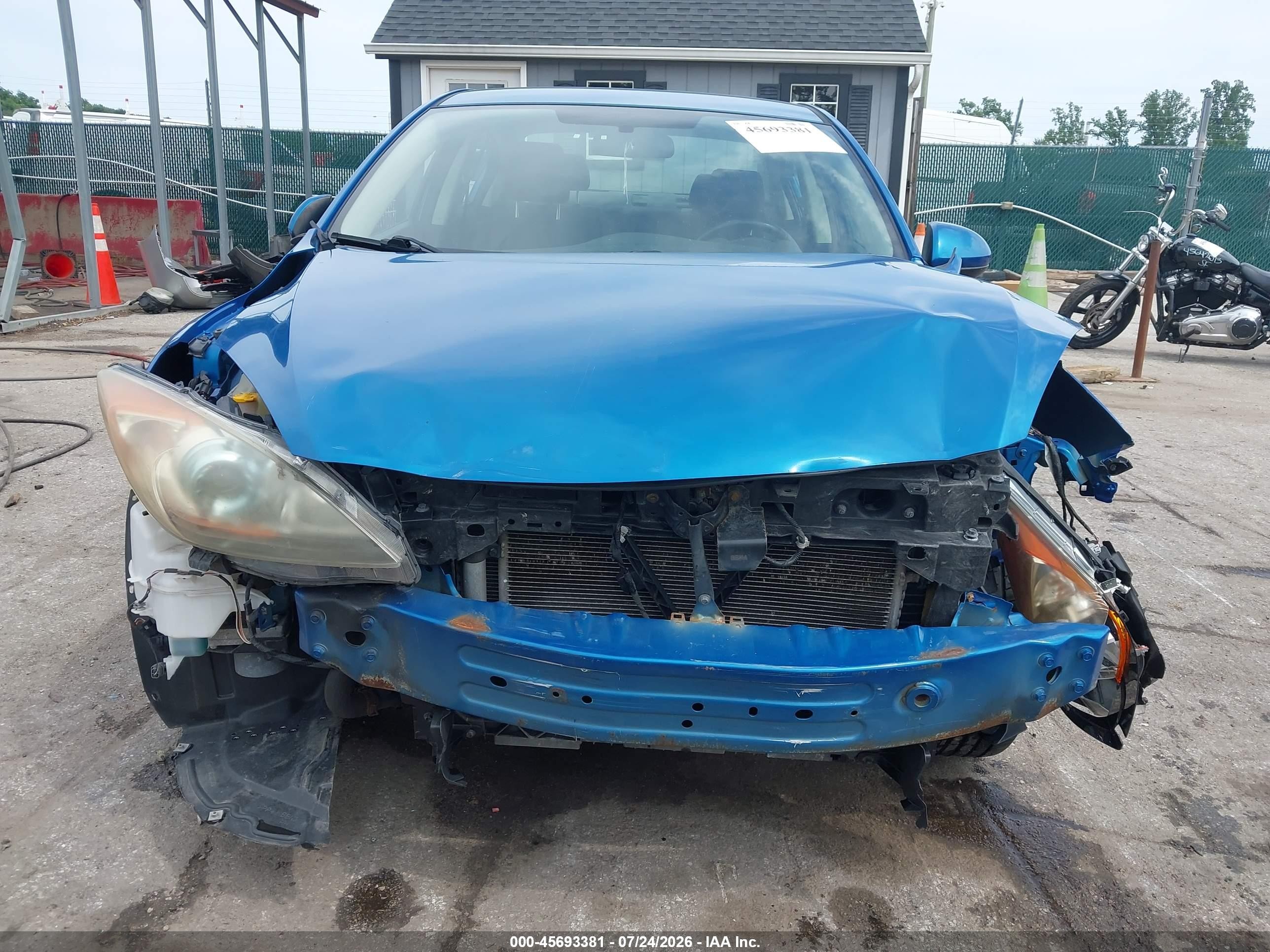 2012 Mazda Mazda3 I Touring Синий vin: JM1BL1V87C1698786