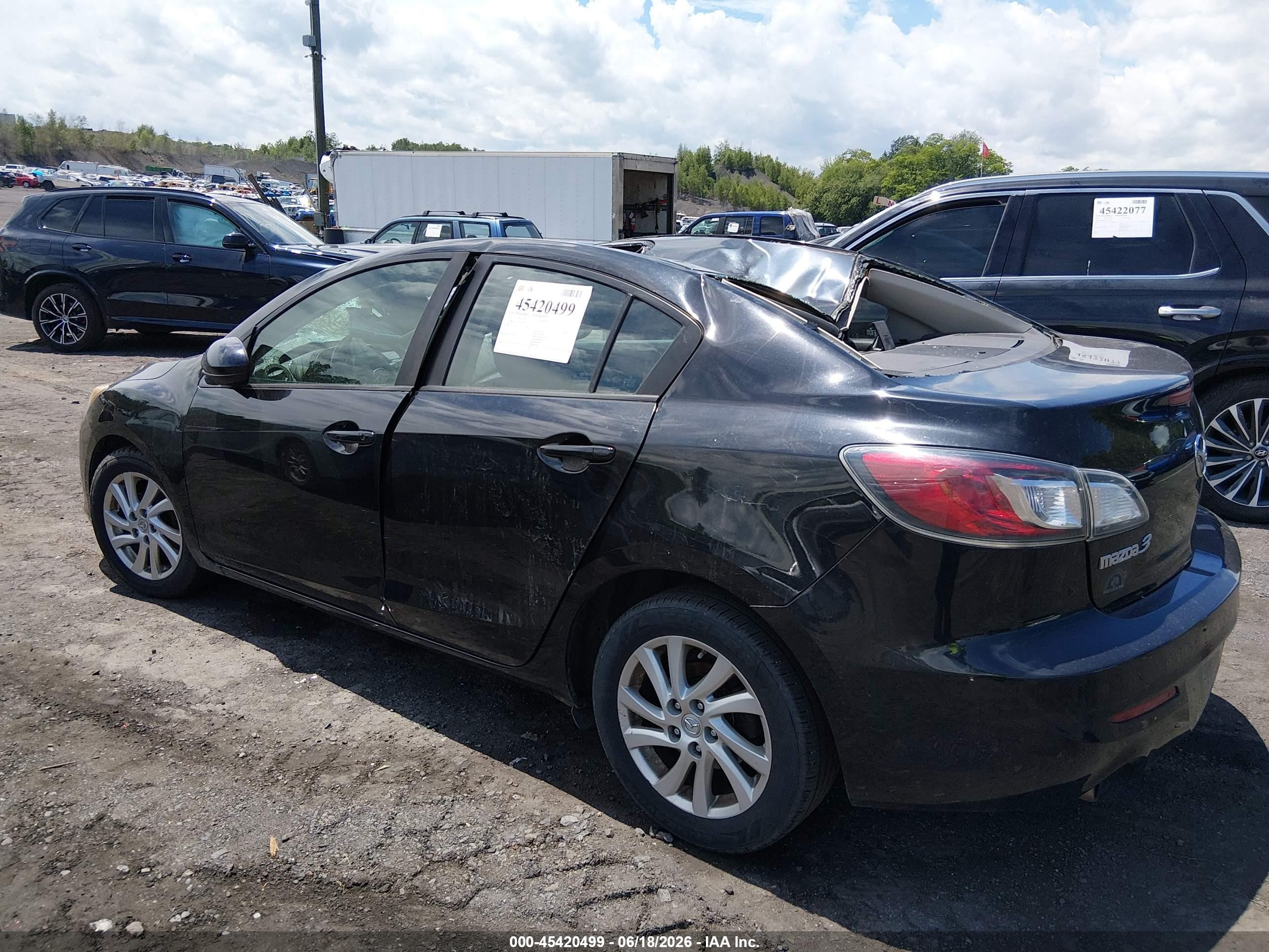 2012 Mazda Mazda3 I Touring Black vin: JM1BL1V87C1699145