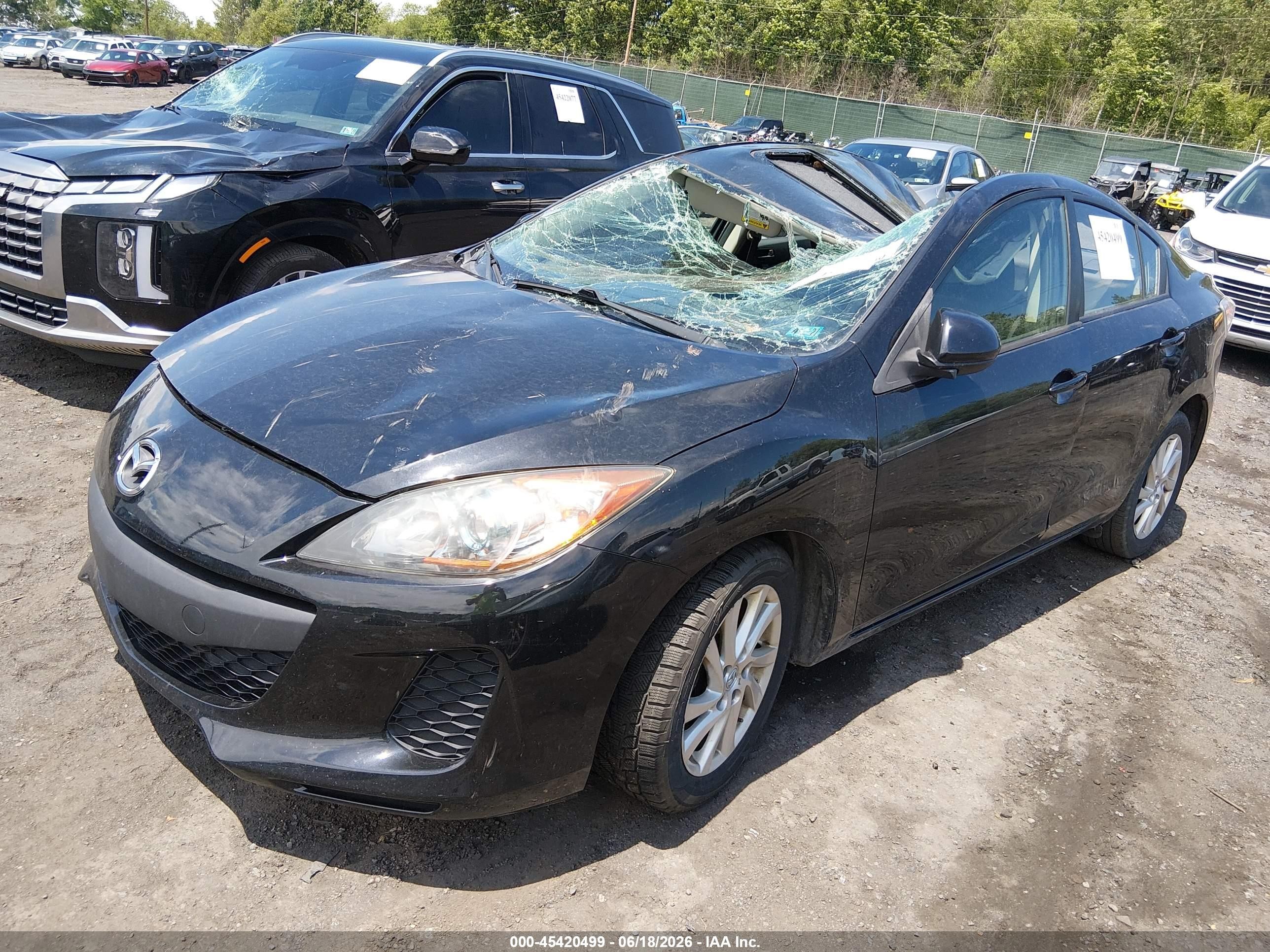 2012 Mazda Mazda3 I Touring Black vin: JM1BL1V87C1699145
