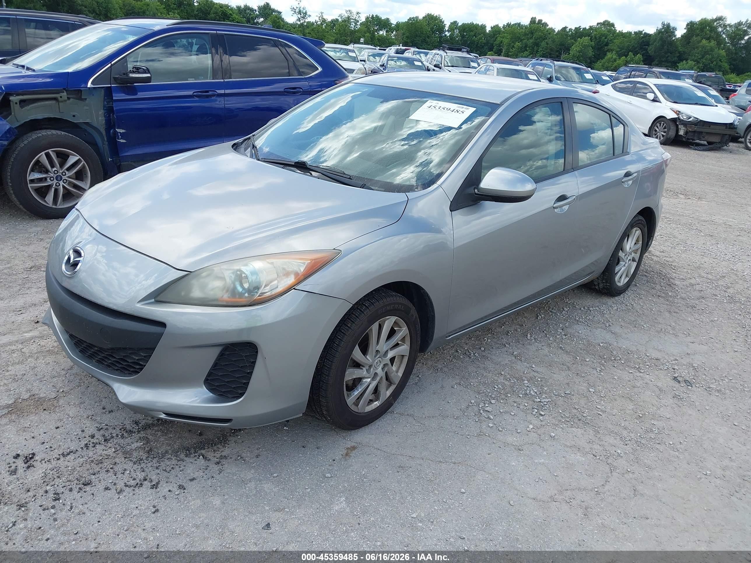2012 Mazda Mazda3 I Touring Silver vin: JM1BL1V88C1652481