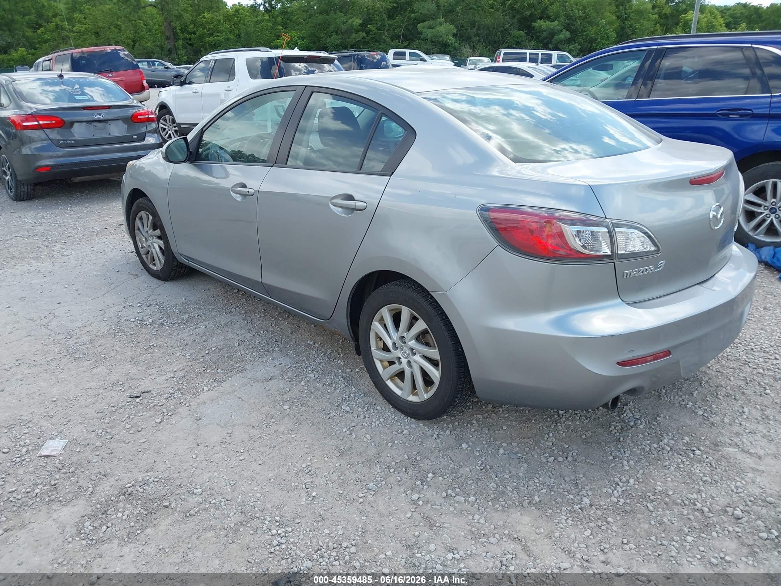 2012 Mazda Mazda3 I Touring Silver vin: JM1BL1V88C1652481