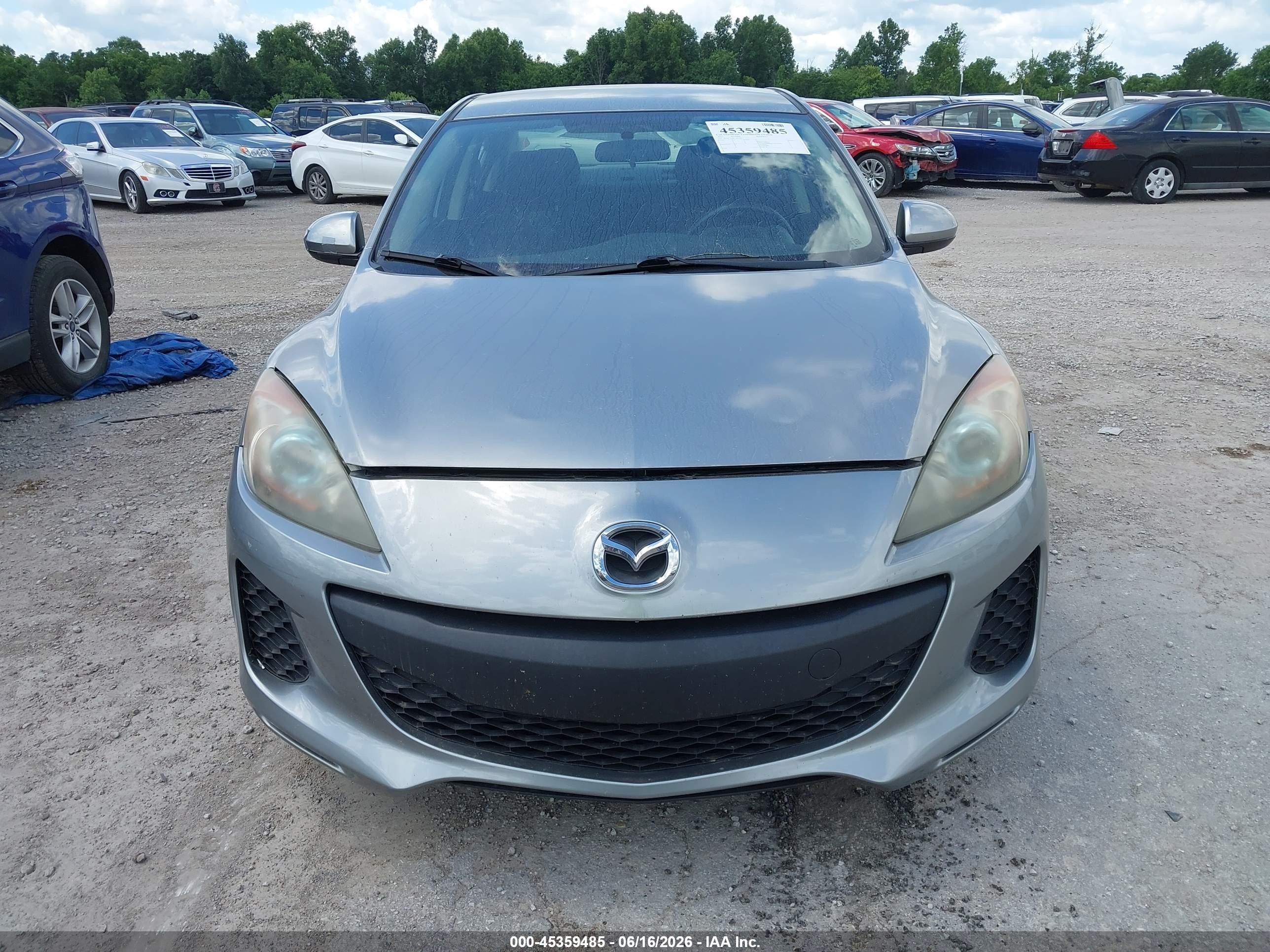 2012 Mazda Mazda3 I Touring Silver vin: JM1BL1V88C1652481